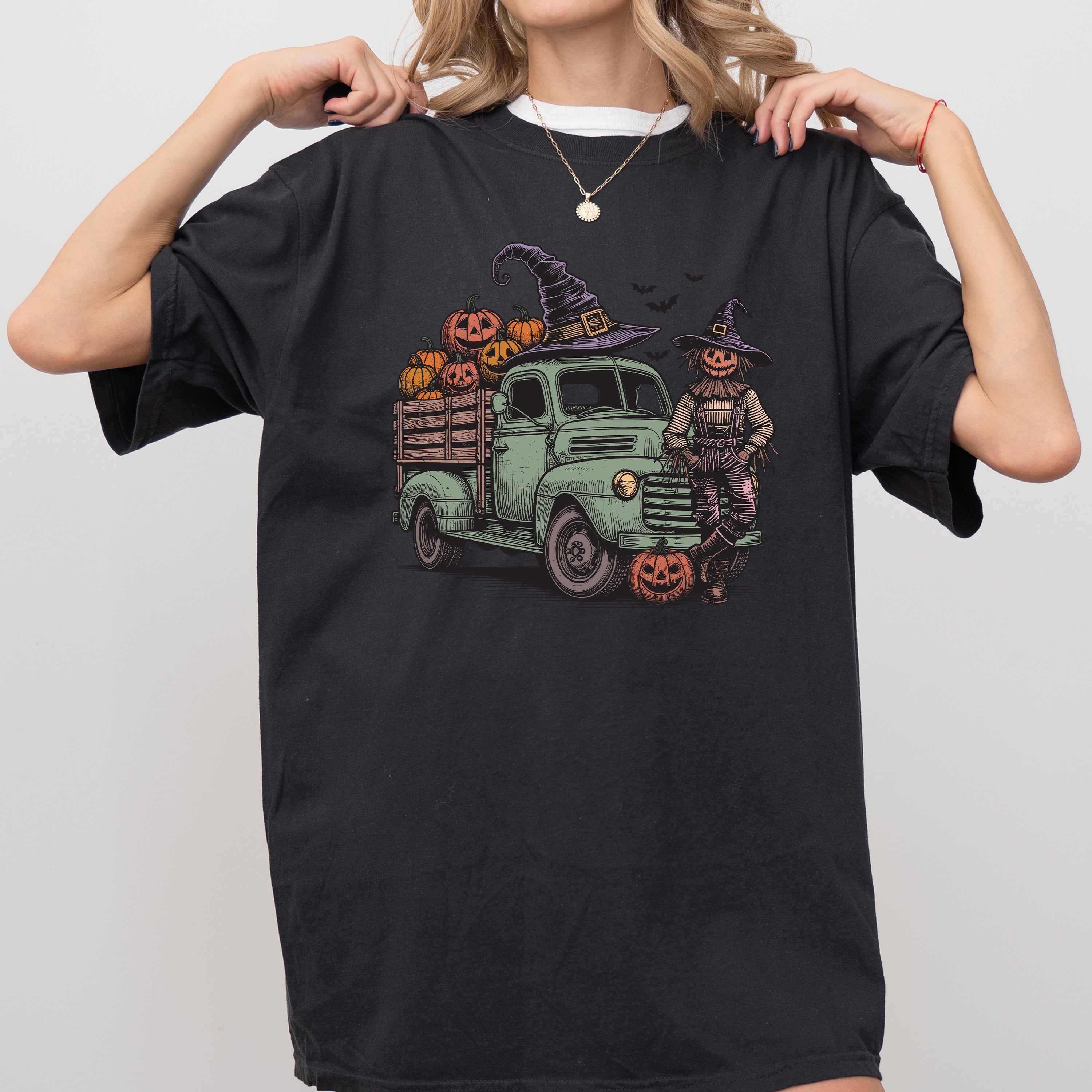 Scarecrow Pumpkin Ghost Western Witch Aesthetic Meme Halloween Costume Vintage Vibe Comfort Colors Tee