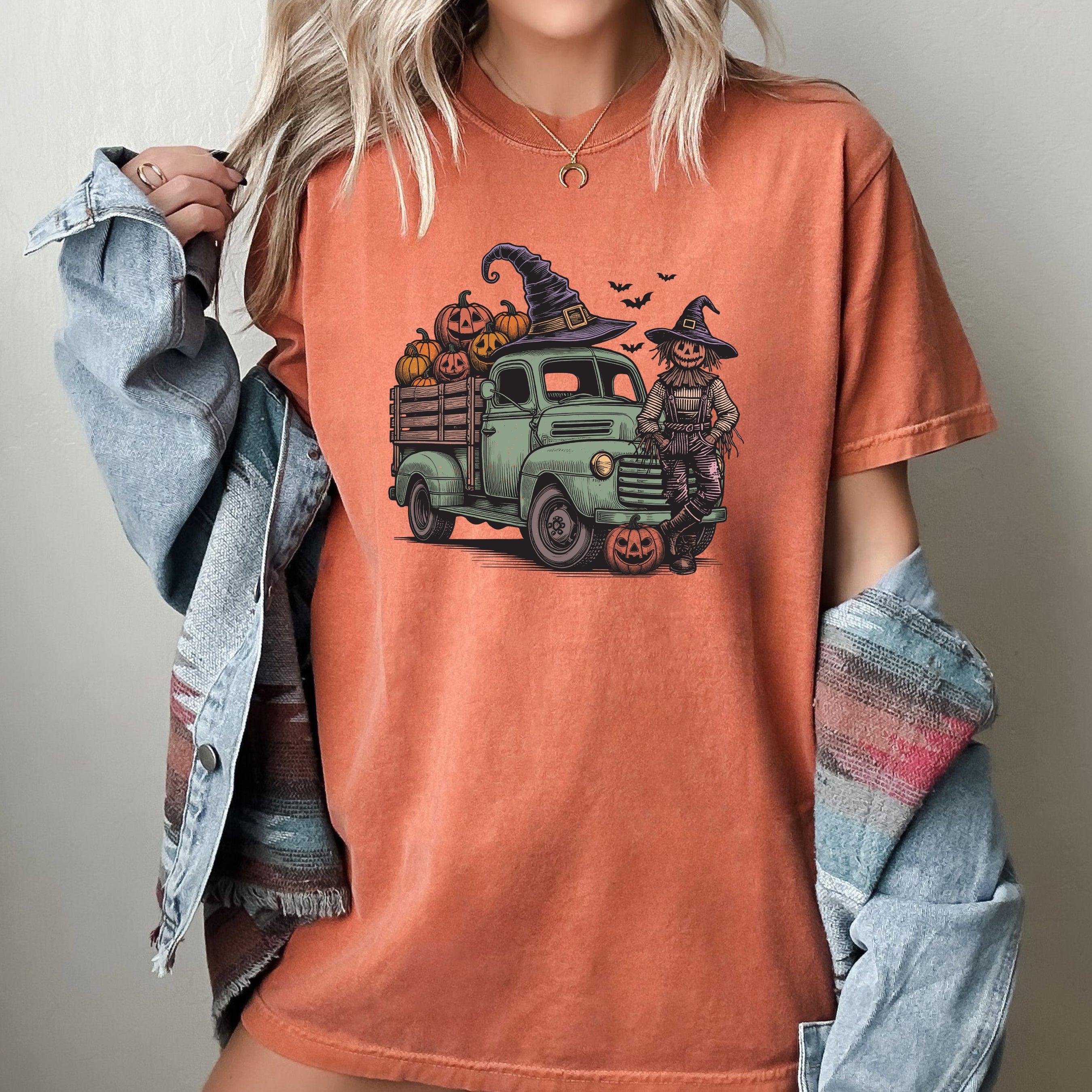 Scarecrow Pumpkin Ghost Western Witch Aesthetic Meme Halloween Costume Vintage Vibe Comfort Colors Tee