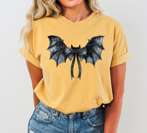Bat Wings Vintage Western Witch Aesthetic Meme Halloween Costume Comfort Colors Tee