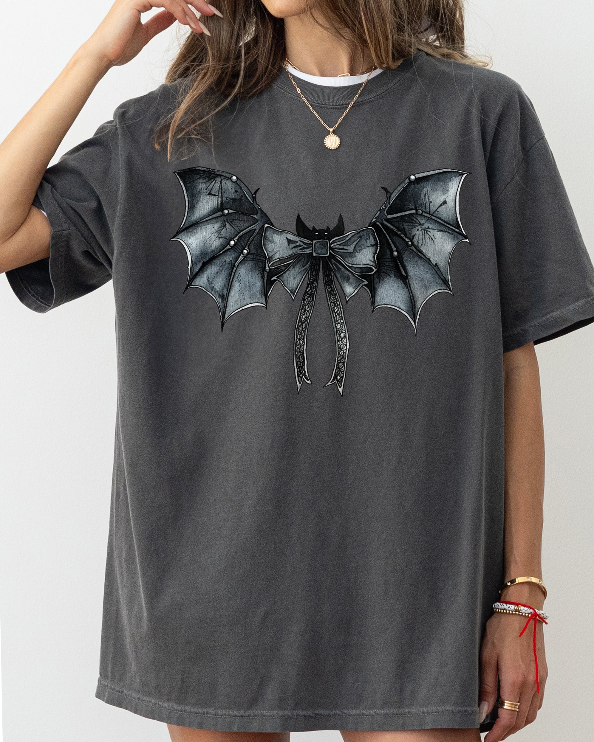 Bat Wings Vintage Western Witch Aesthetic Meme Halloween Costume Comfort Colors Tee