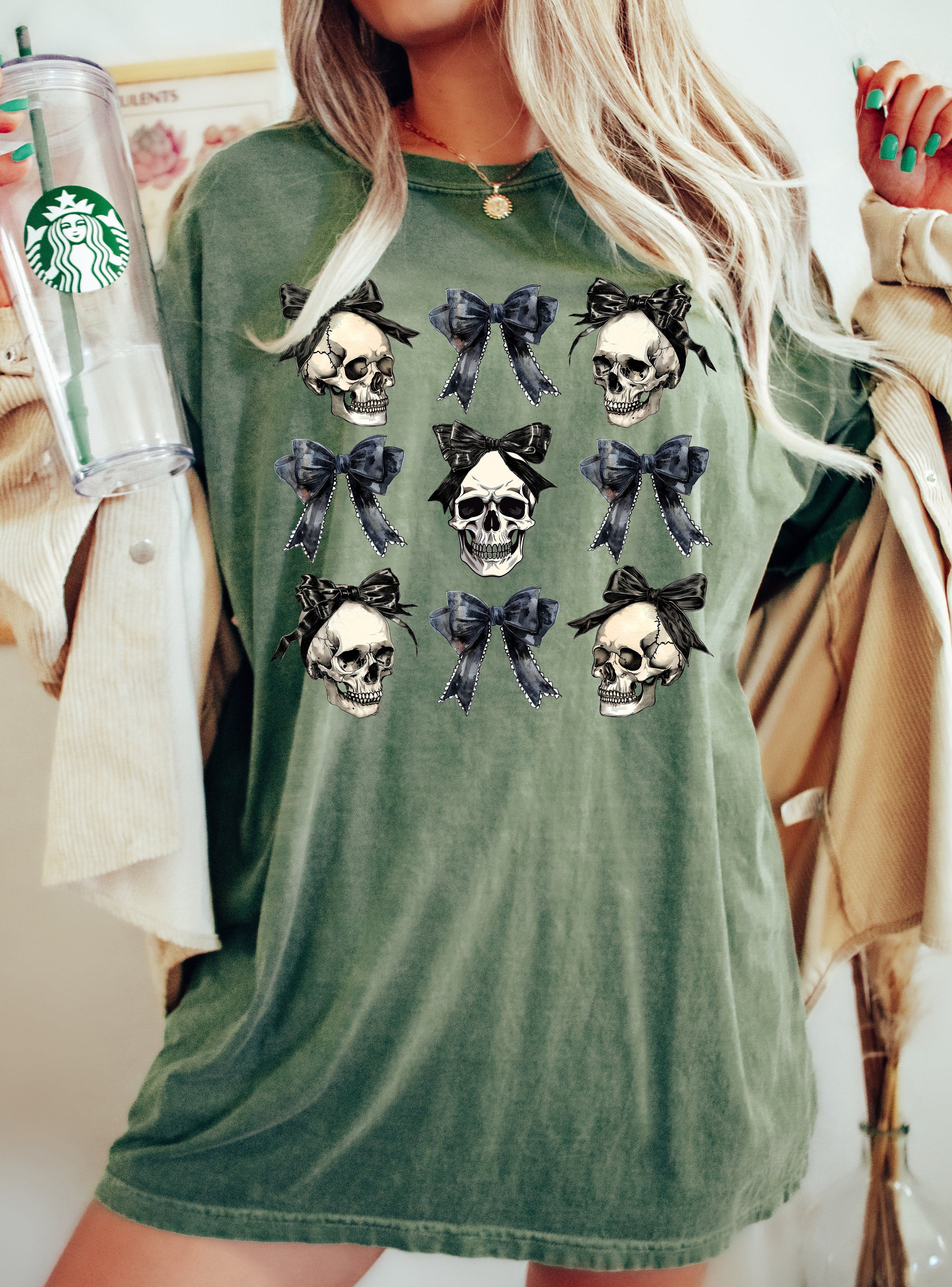 Skull Bow Coquette Vintage Western Witch Aesthetic Meme Halloween Costume Comfort Colors Tee