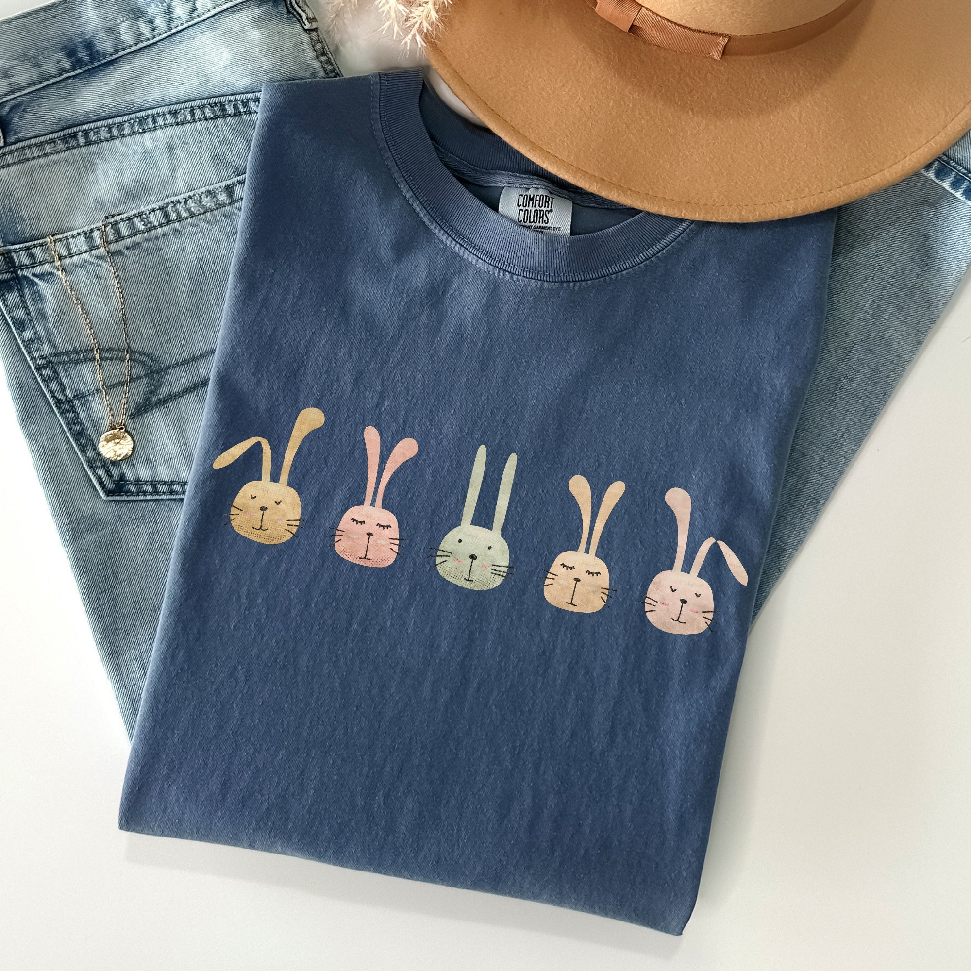 Cute Rabbits In A Row Easter Themed Vintage Print For Spring Comfort Colors Tee