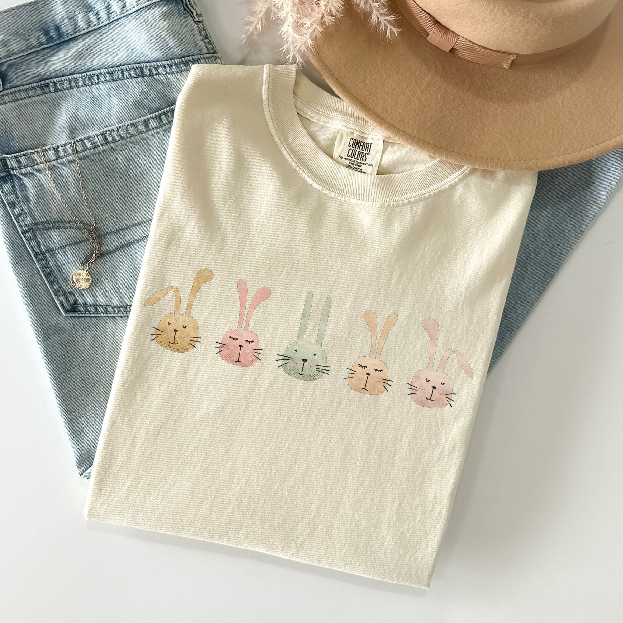 Cute Rabbits In A Row Easter Themed Vintage Print For Spring Comfort Colors Tee