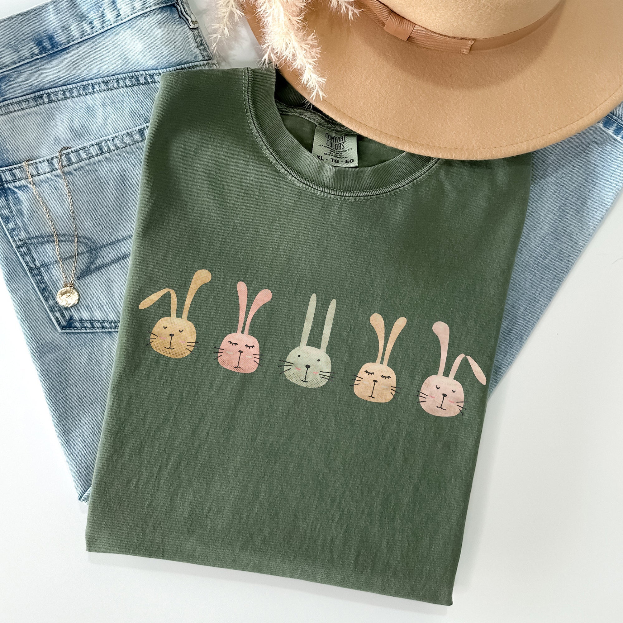 Cute Rabbits In A Row Easter Themed Vintage Print For Spring Comfort Colors Tee
