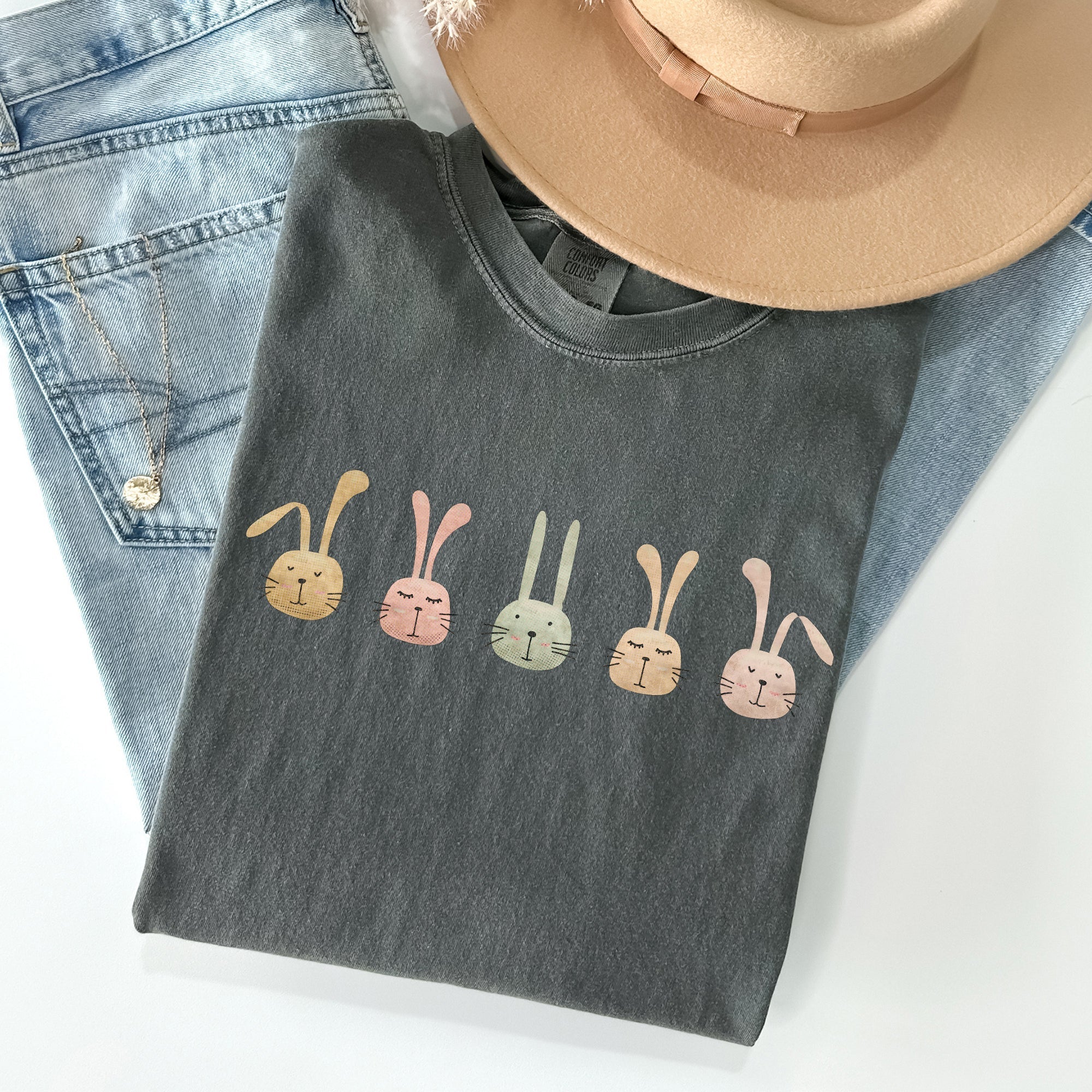 Cute Rabbits In A Row Easter Themed Vintage Print For Spring Comfort Colors Tee