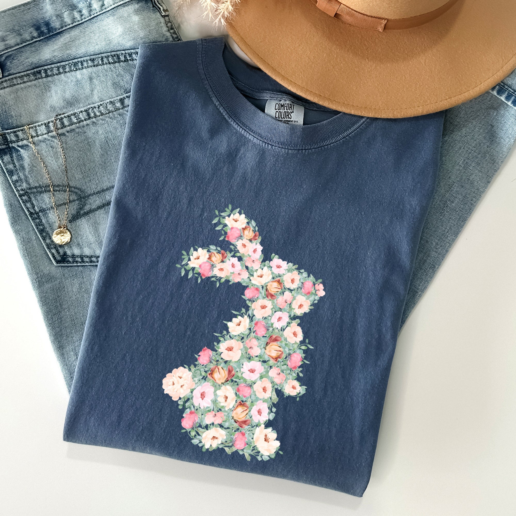 Floral Print Rabbit Easter Scene Vintage Spring Meadow Illustration Comfort Colors Tee