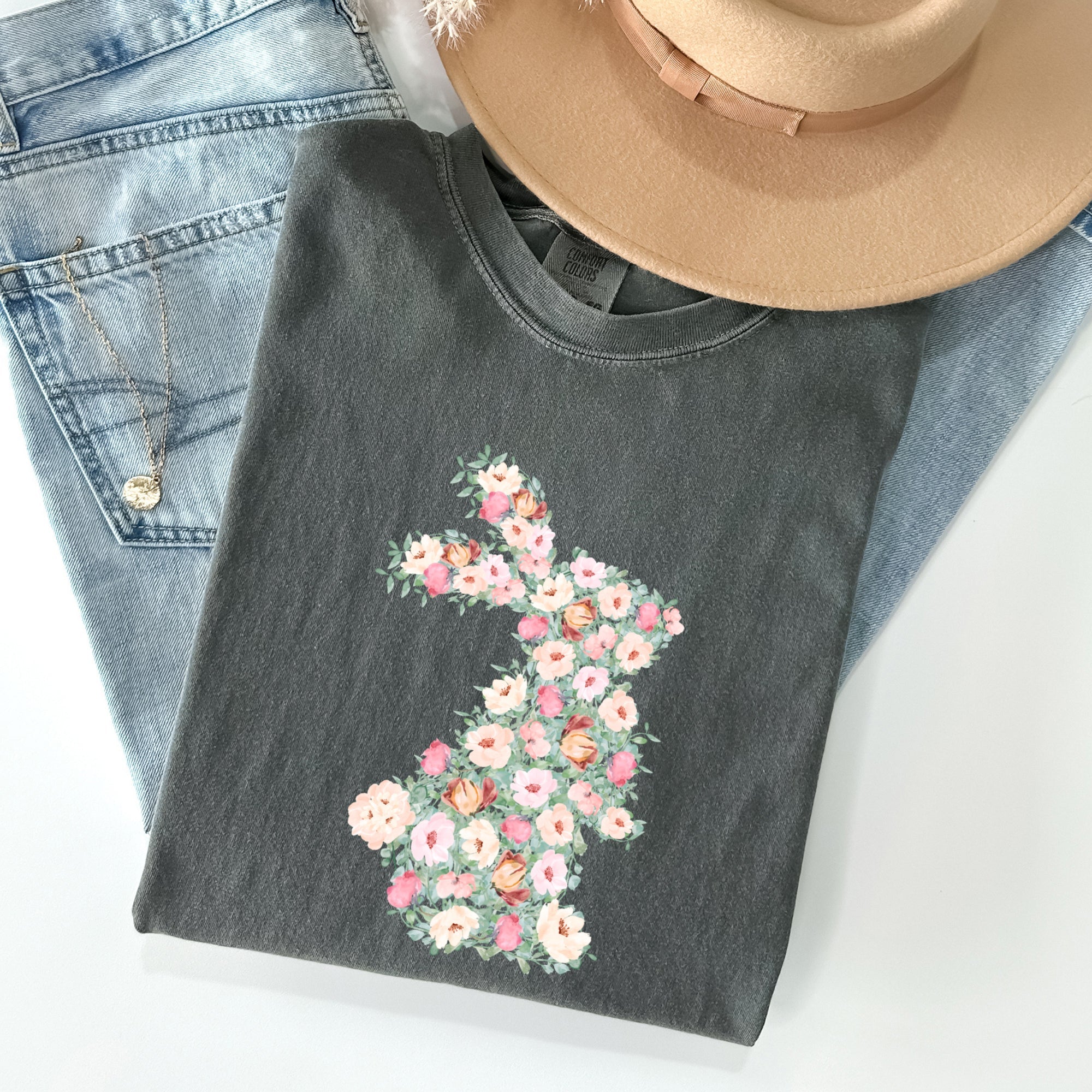 Floral Print Rabbit Easter Scene Vintage Spring Meadow Illustration Comfort Colors Tee