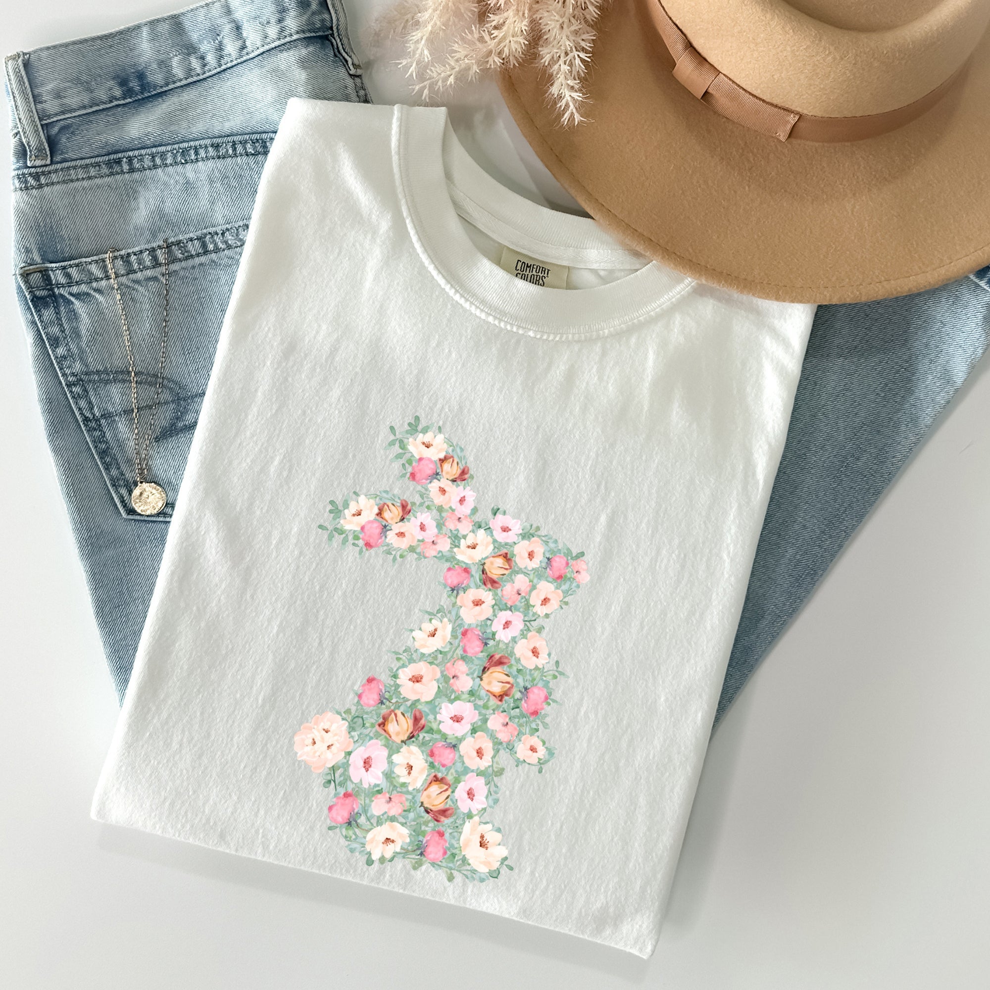 Floral Print Rabbit Easter Scene Vintage Spring Meadow Illustration Comfort Colors Tee