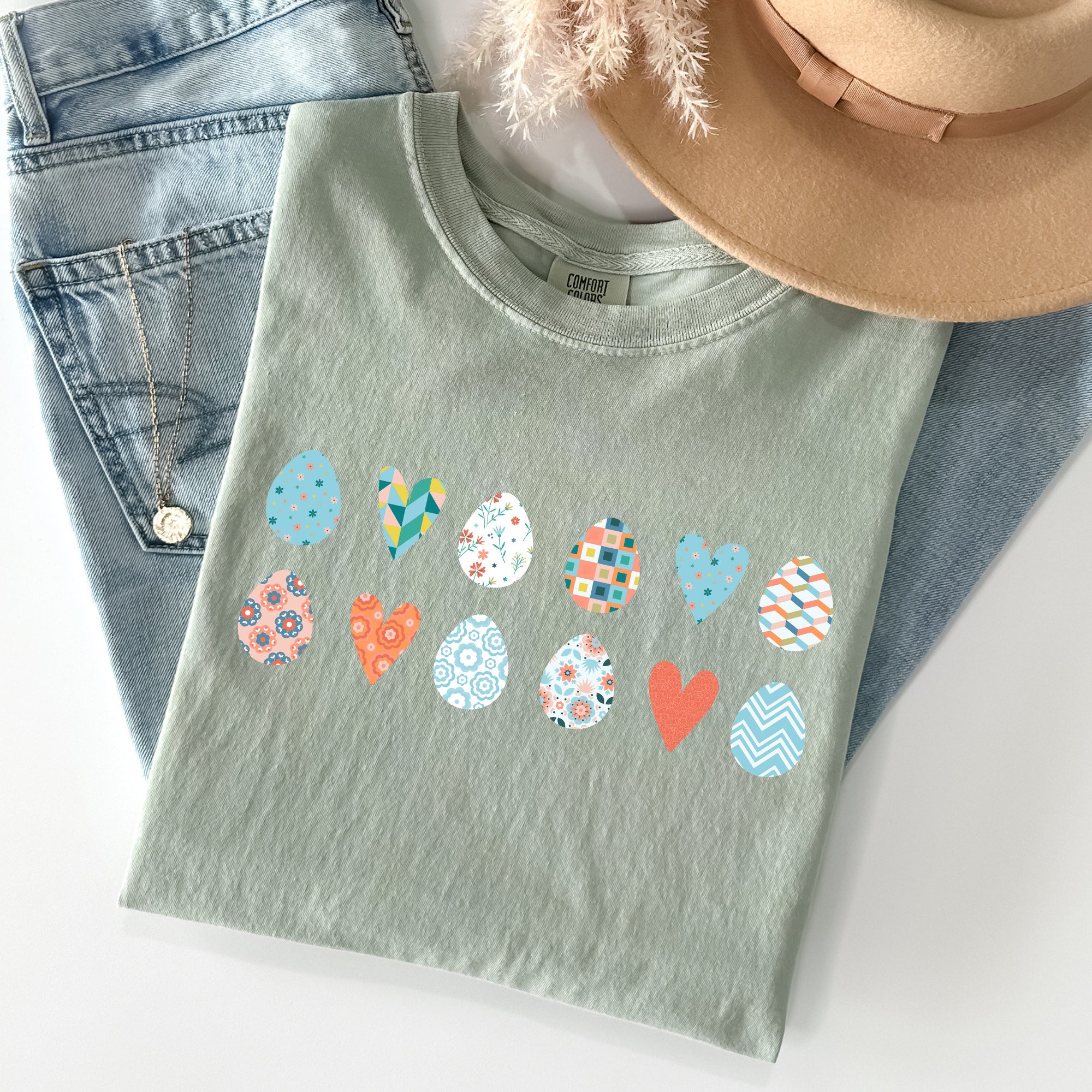 Hearts And Eggs Colorful Easter Celebration Design Vintage Style Art Print Comfort Colors Tee