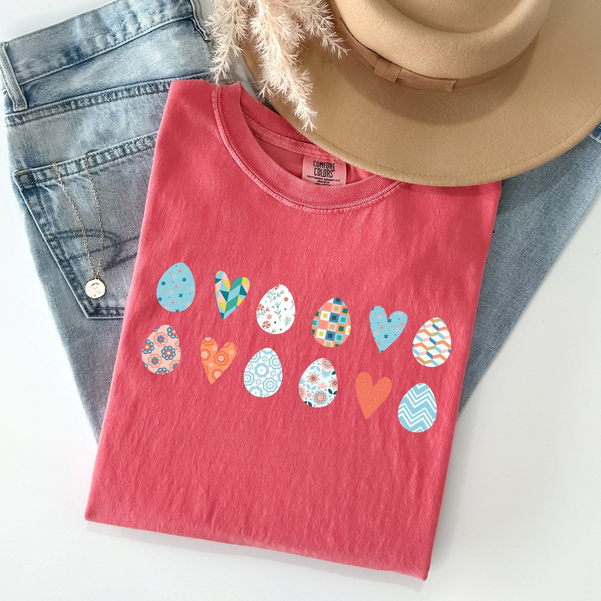 Hearts And Eggs Colorful Easter Celebration Design Vintage Style Art Print Comfort Colors Tee