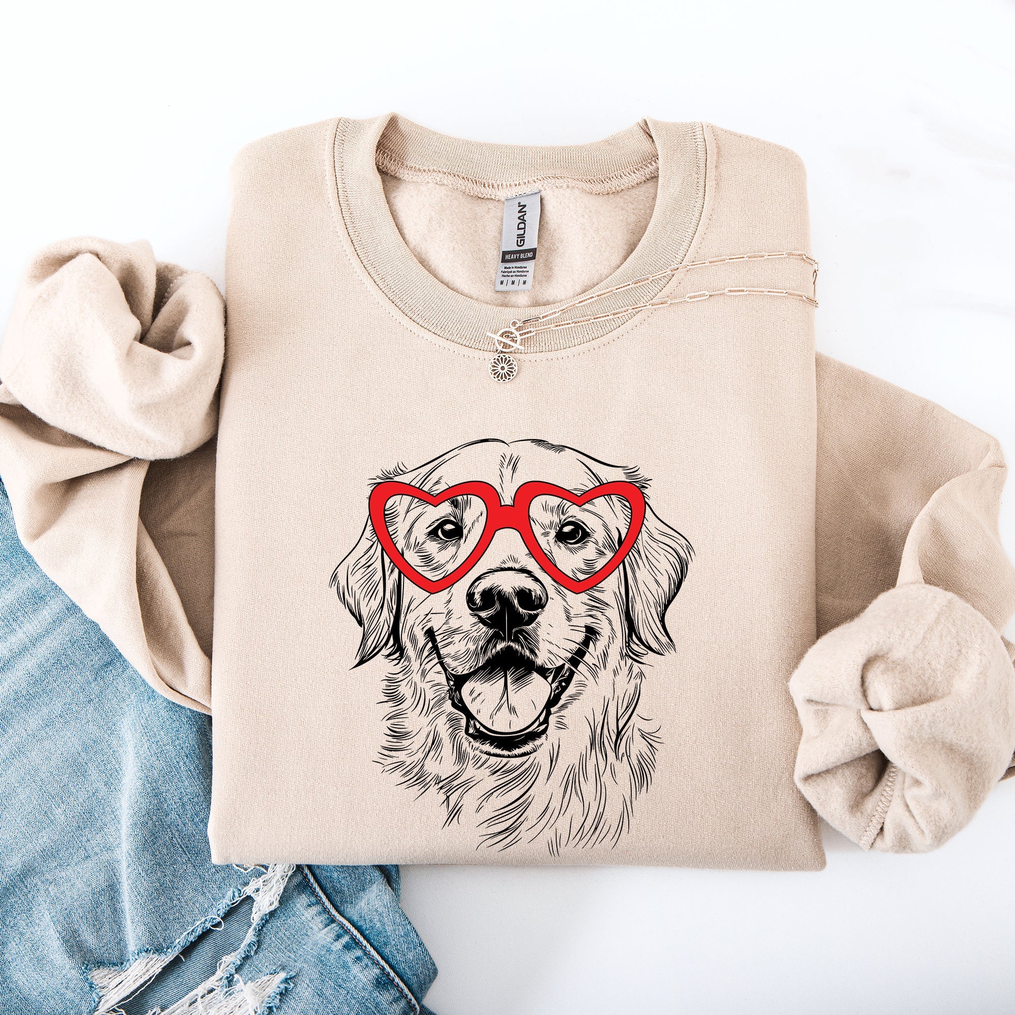 Golden Retriever Valentines Day Love For Pet Lovers And Dog Breed Enthusiasts Sweatshirt