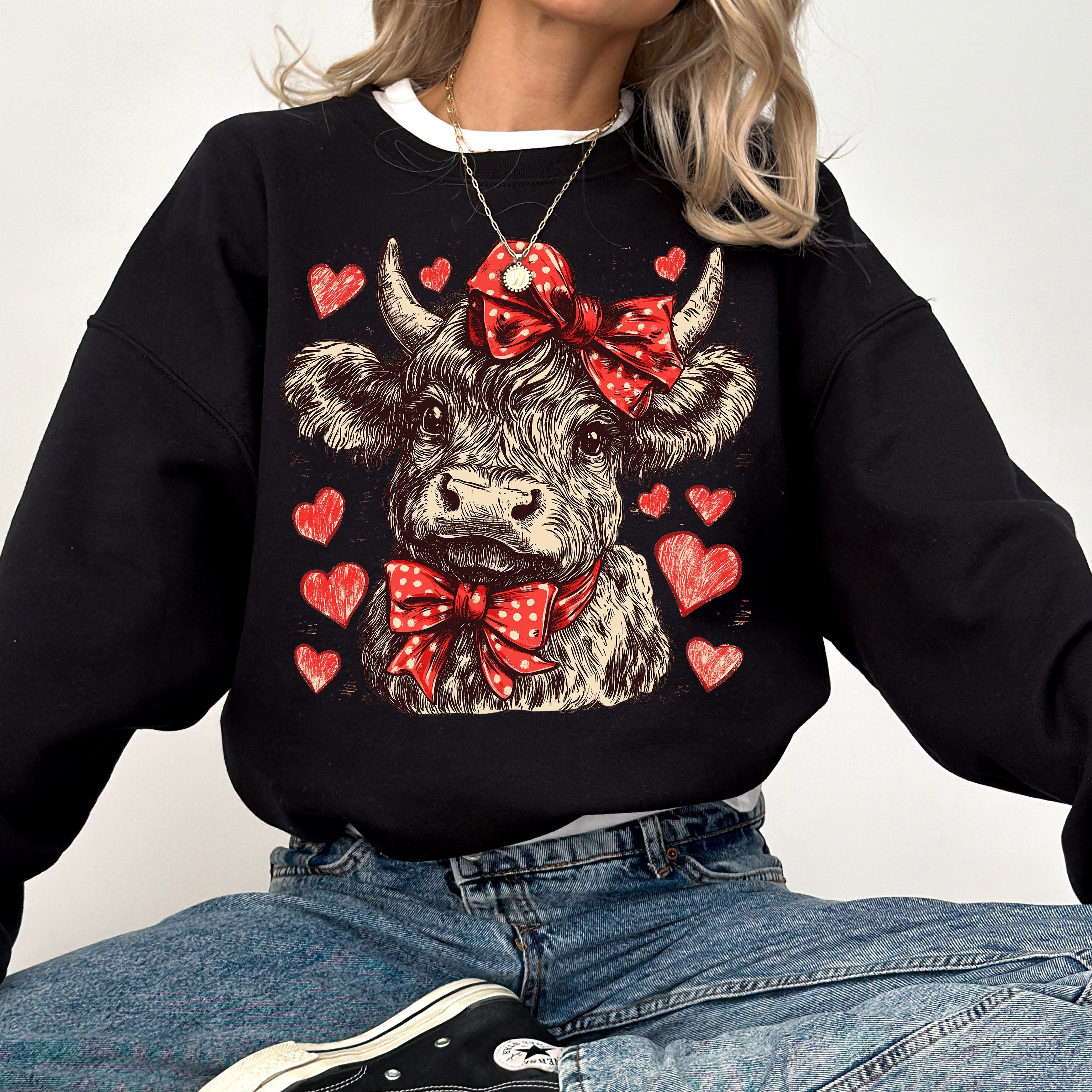 Highland Cow Western Hearts Country Valentine's Day Love Cozy Ranch Style Sweatshirt