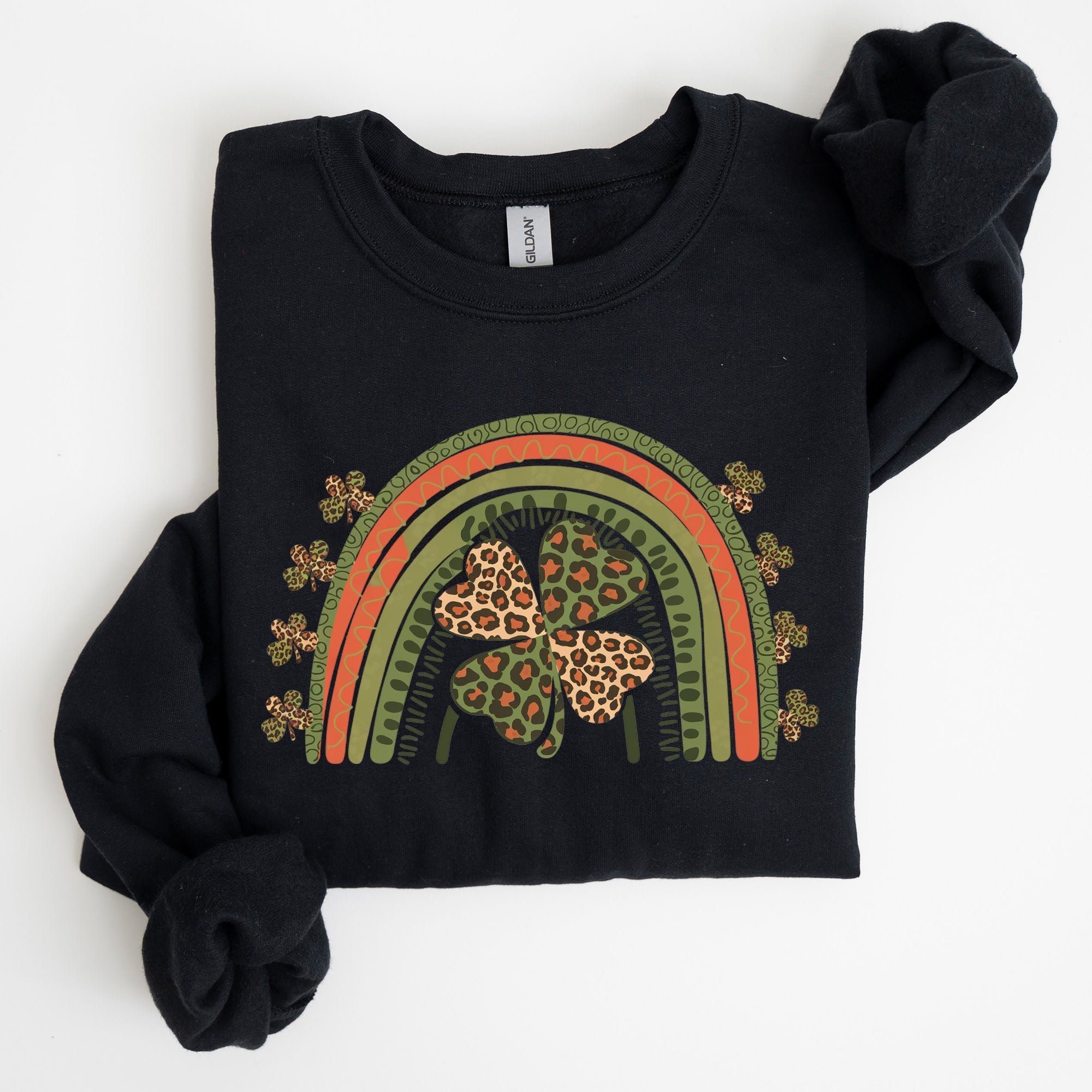 Leopard Rainbow Shamrock St Patrick's Day Clover Lucky Irish Lucky Charm Sweatshirt