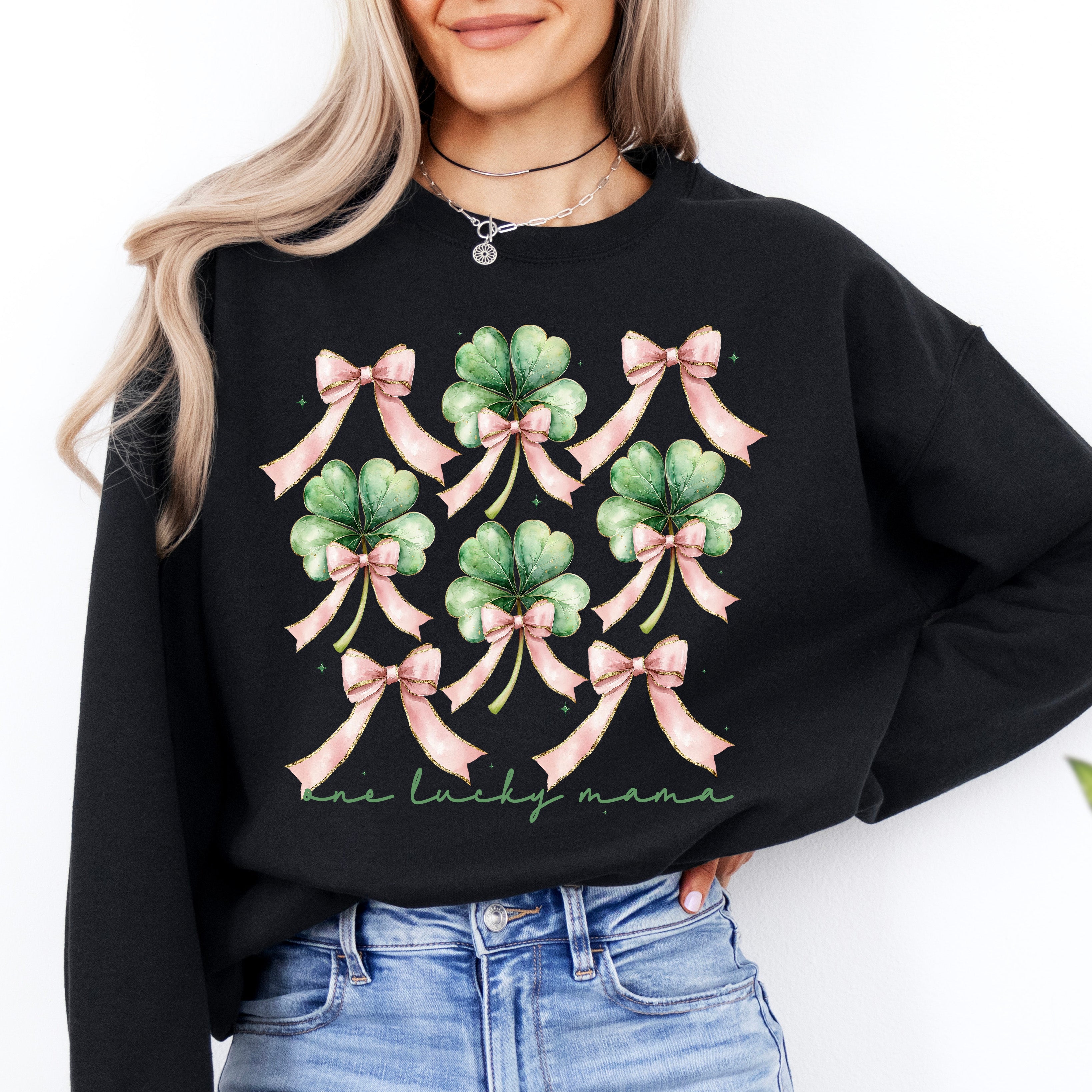 One Lucky Mama St Patrick's Day Coquette Bow Clover Shamrock Lucky Irish Lucky Charm Sweatshirt