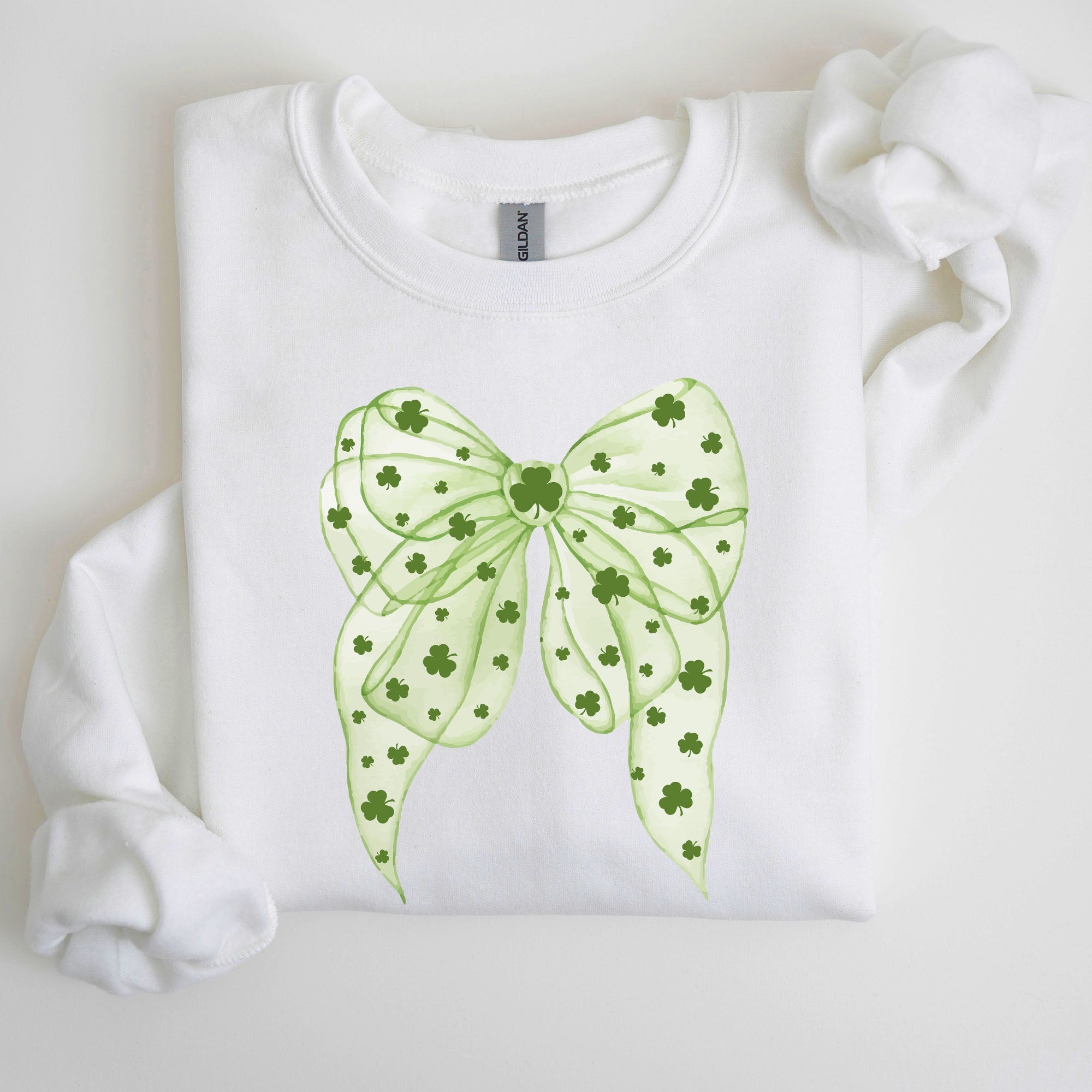 Green Coquette Bow Lucky Shamrock Irish Retro St Patrick's Day Celebration Sweatshirt