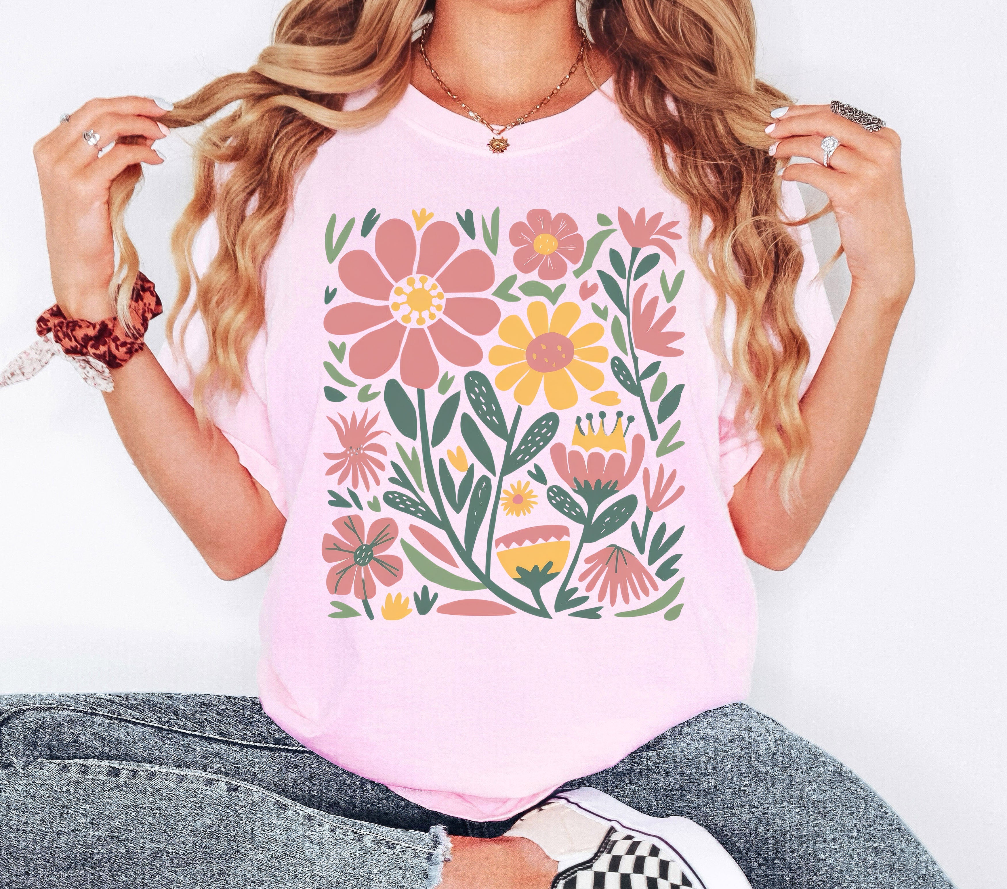 Boho Floral Vintage Flowers Wildflowers Mother's Day Floral Print Comfort Colors Tee