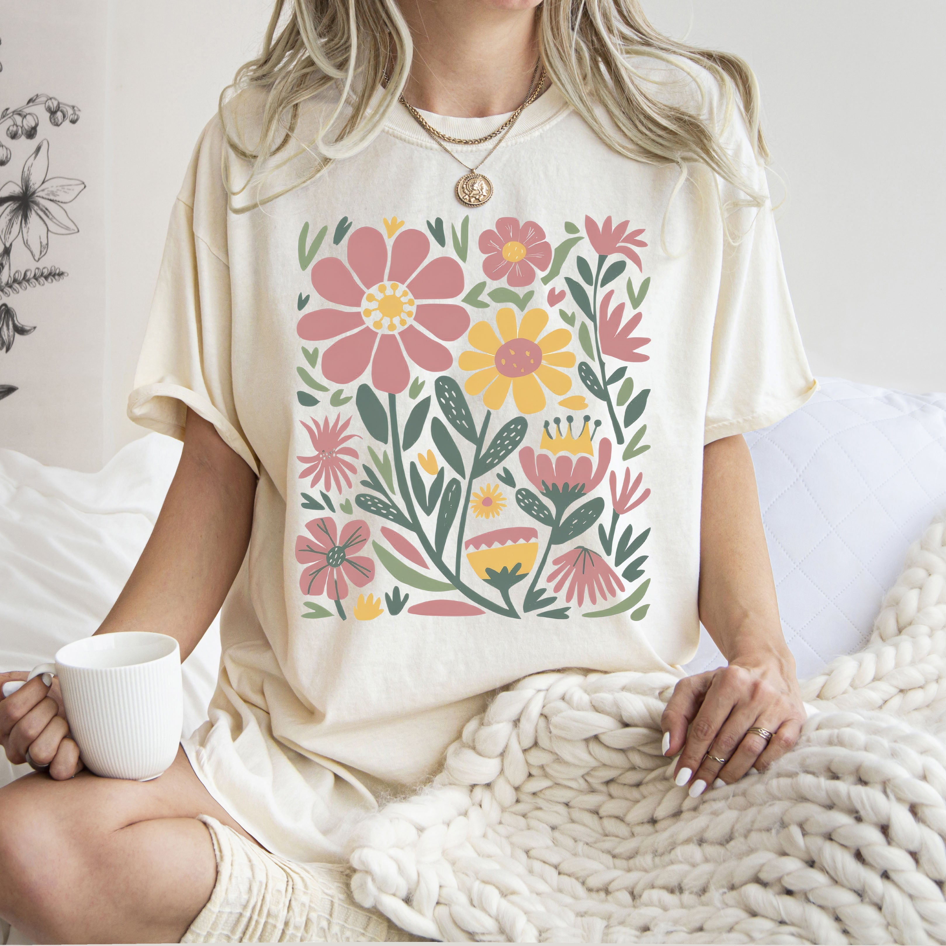 Boho Floral Vintage Flowers Wildflowers Mother's Day Floral Print Comfort Colors Tee