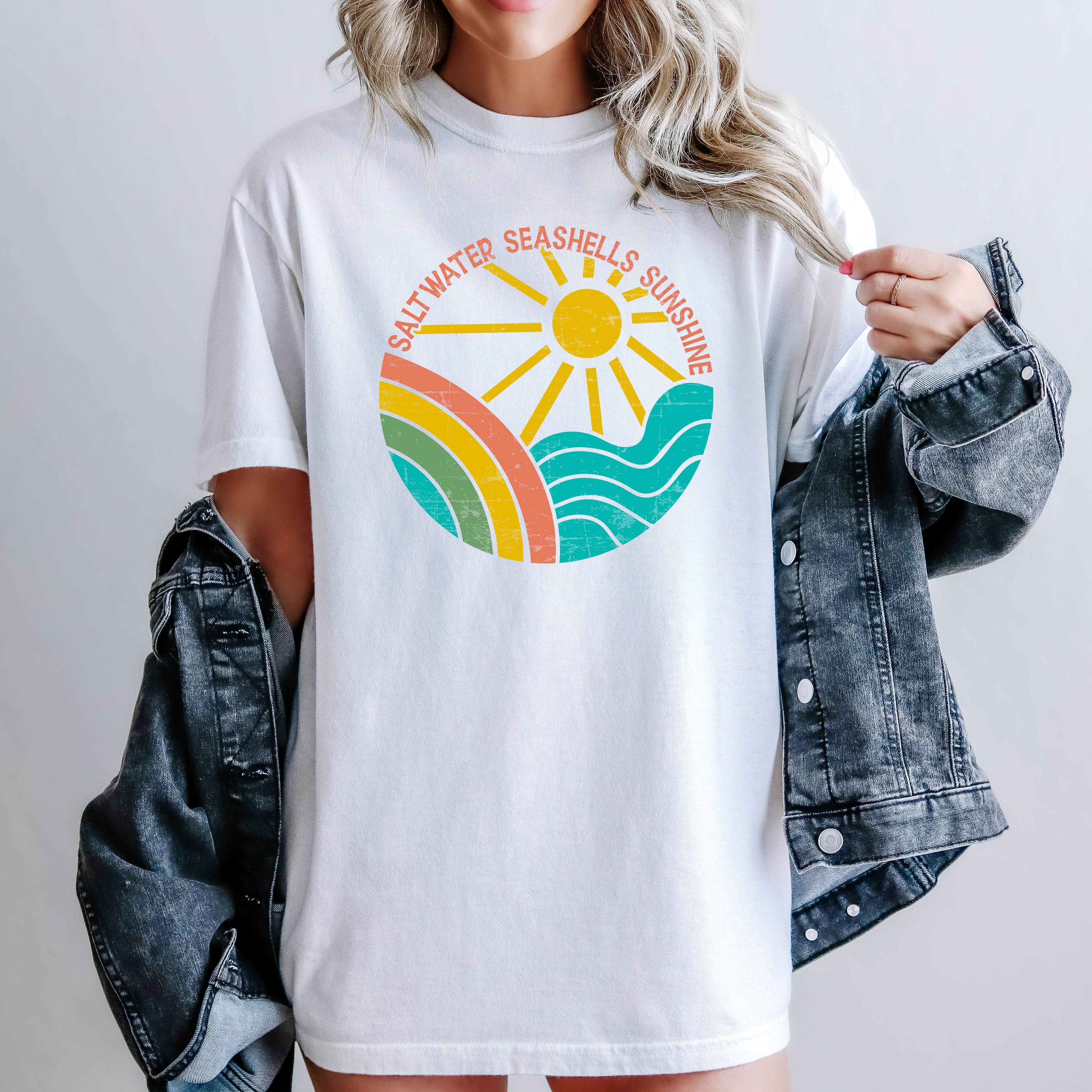 Vintage Sunshine Summer Lake Retro Lakeside Edition Beachside Memories Nostalgia Comfort Colors Tee