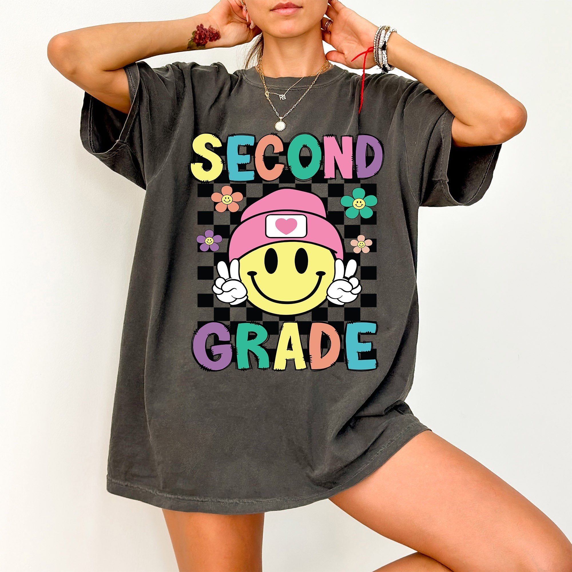Second Grade Smiley Face Teacher Back To School First Day Of School Comfort Colors Tee