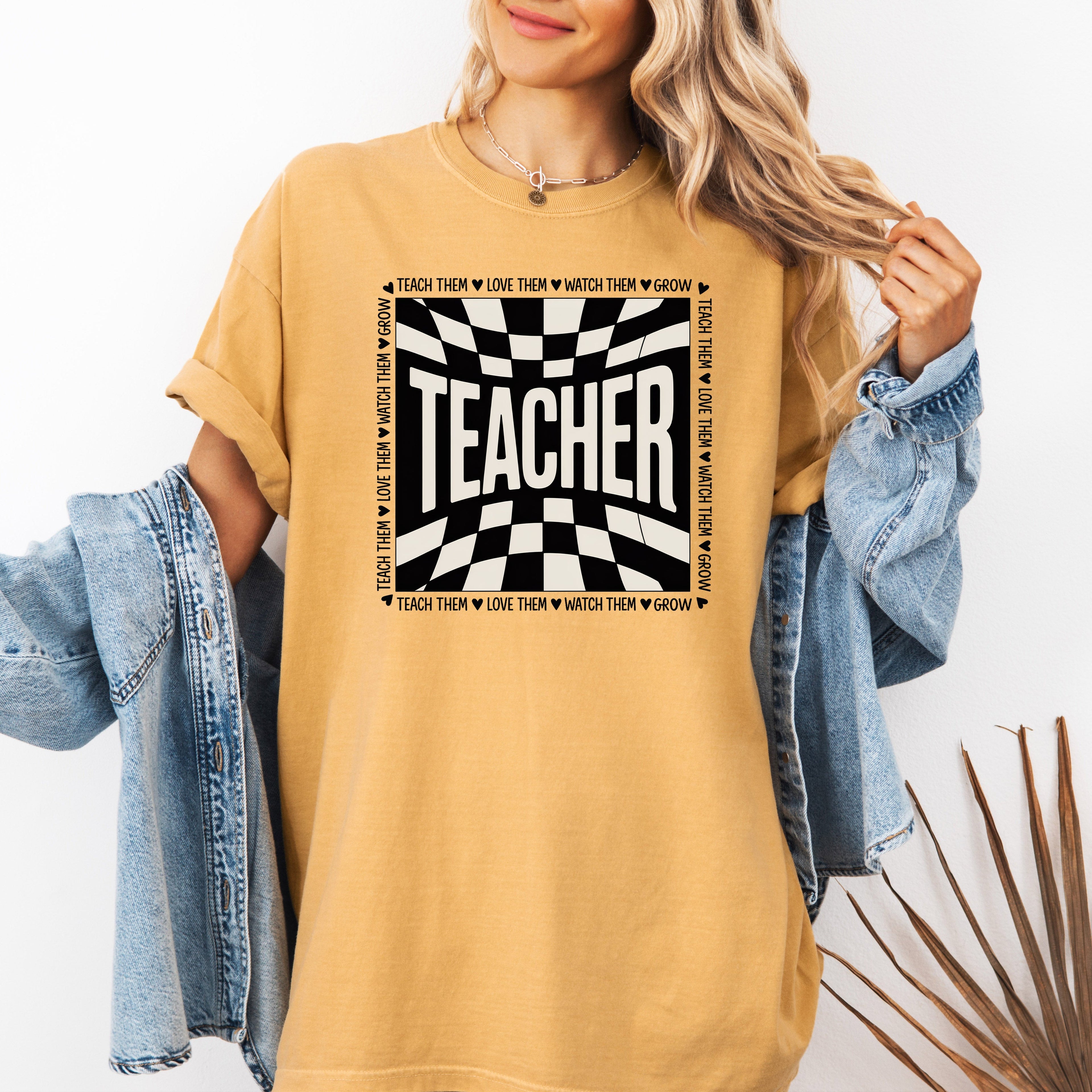 Teacher Checkered Back To School First Day Of School Cute Teacher Appreciation Comfort Colors Tee