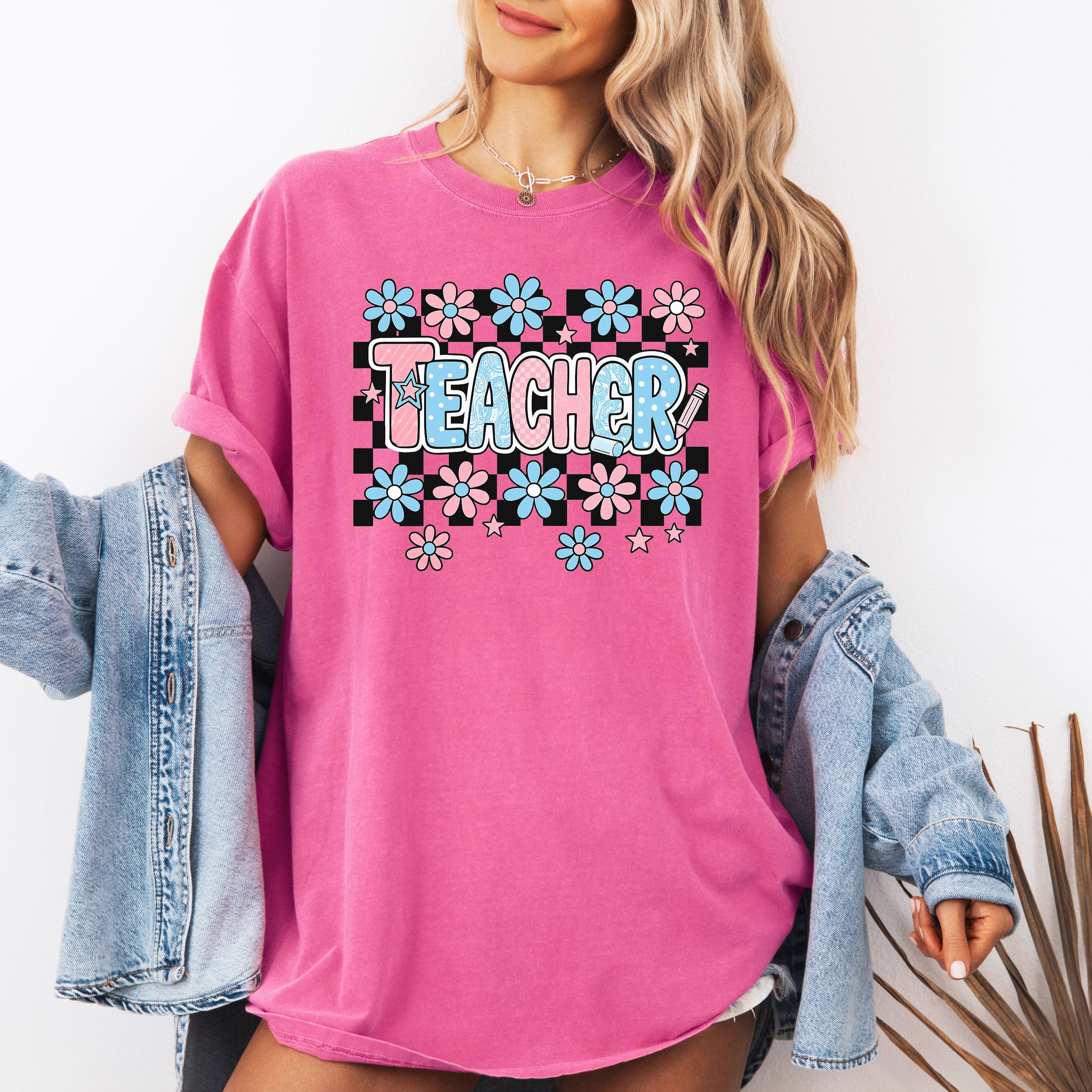 Teacher Checkered Retro Floral Back To School First Day Of School Cute Coquette Appreciation Comfort Colors Tee