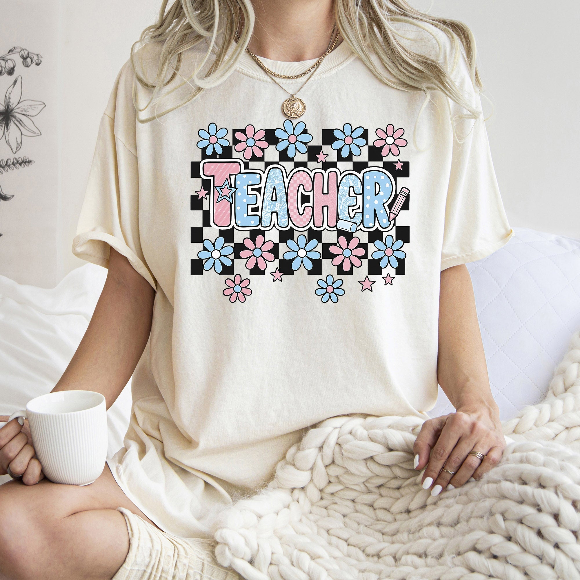 Teacher Checkered Retro Floral Back To School First Day Of School Cute Coquette Appreciation Comfort Colors Tee
