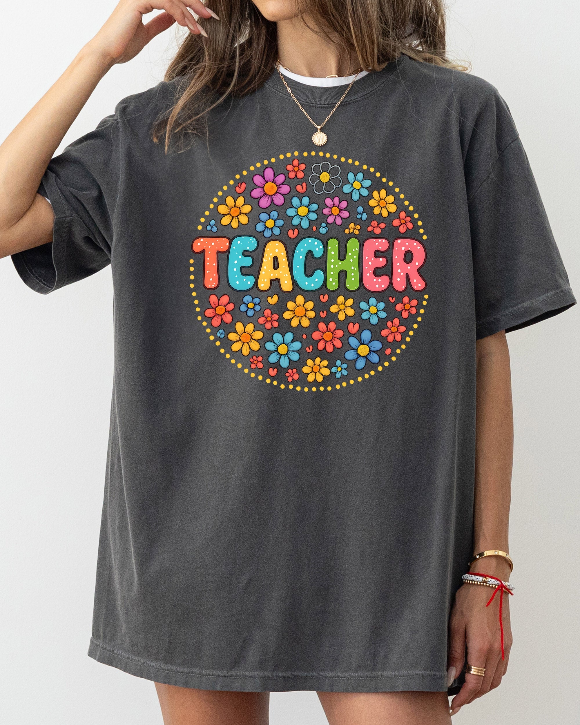 Teacher Floral Retro Back To School First Day Of School Teacher Appreciation Coquette Comfort Colors Tee