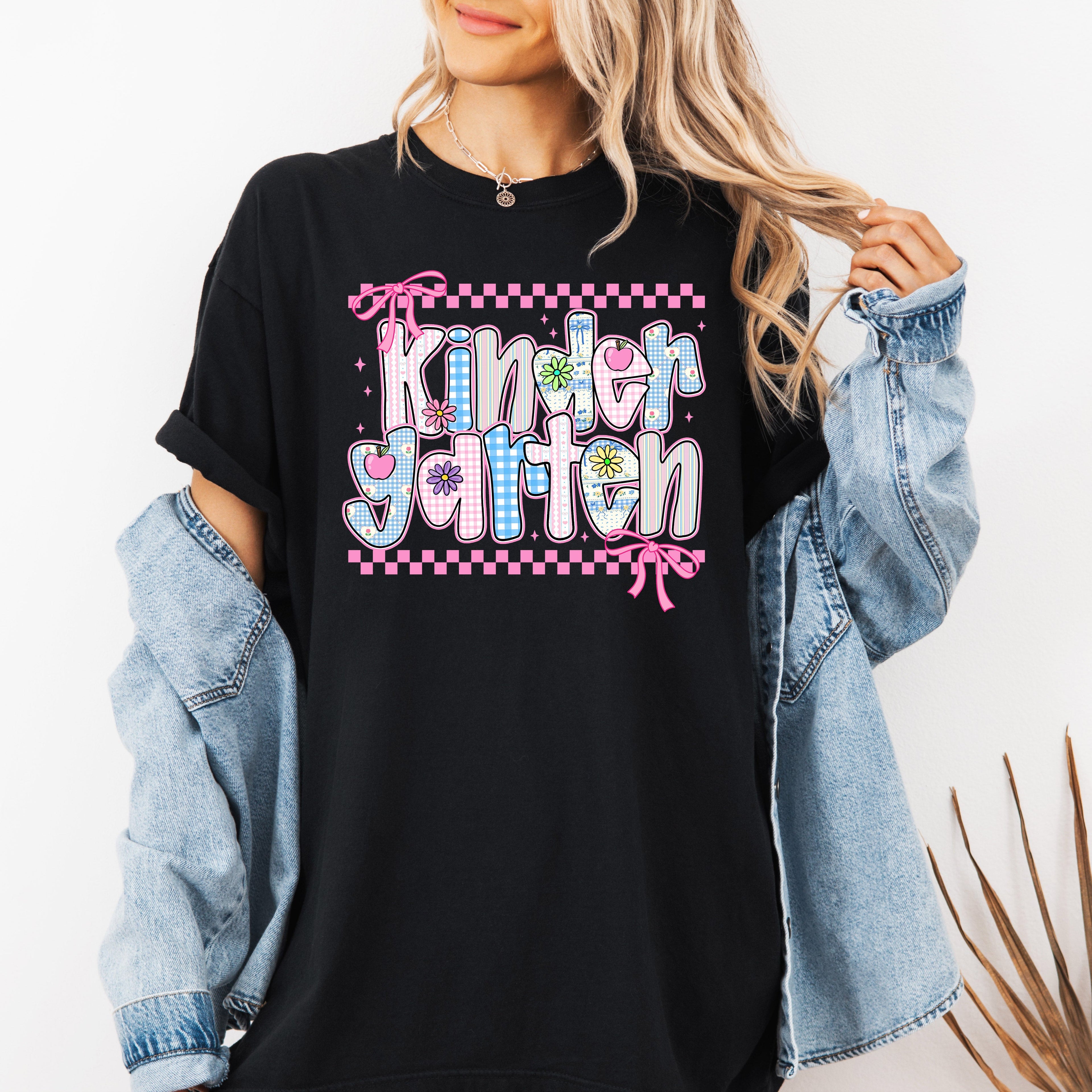 Kindergarten Teacher Retro Checkered Back To School First Day Of School Cute Teacher Appreciation Comfort Colors Tee