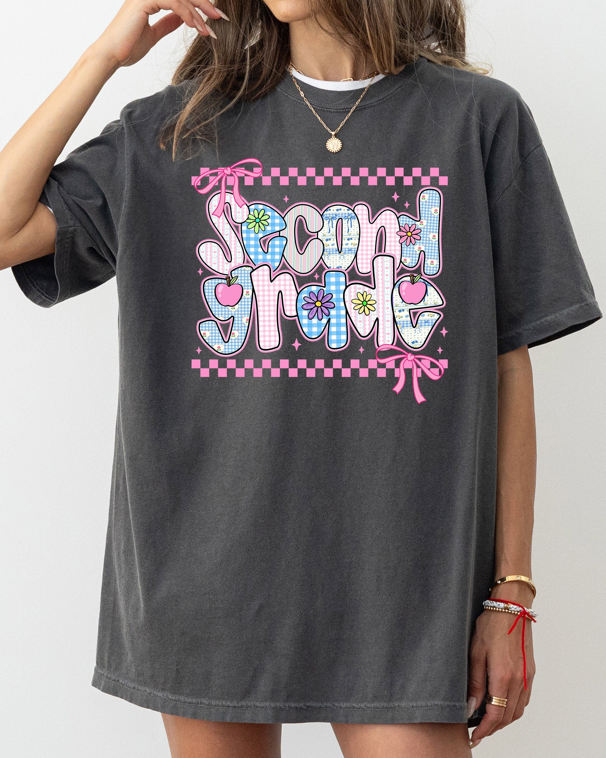 Second Grade Teacher Retro Checkered Back To School First Day Of School Comfort Colors Tee