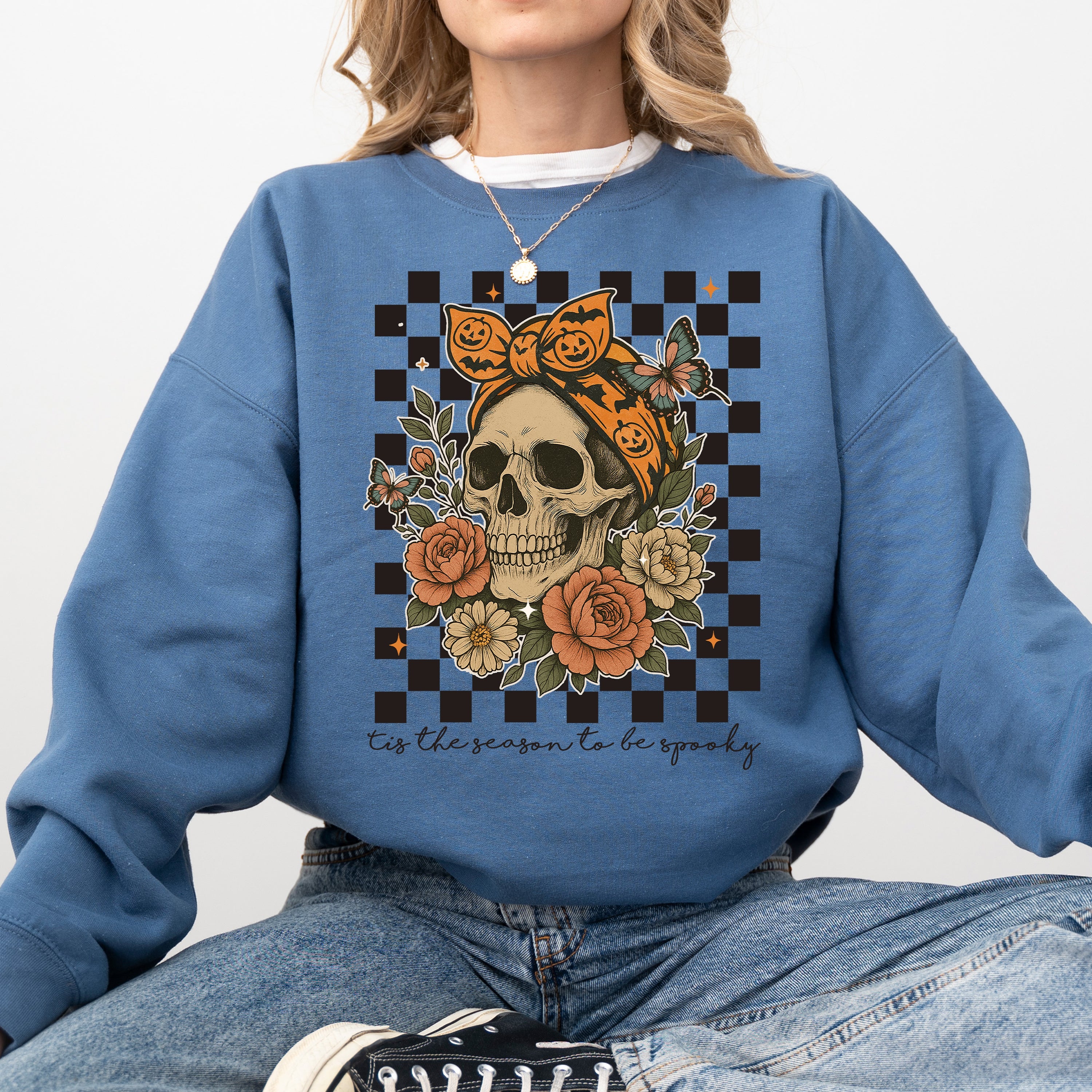 Tis The Season Skull Halloween Ghost Checkered Retro Vintage Spooky Graphic Sweatshirt