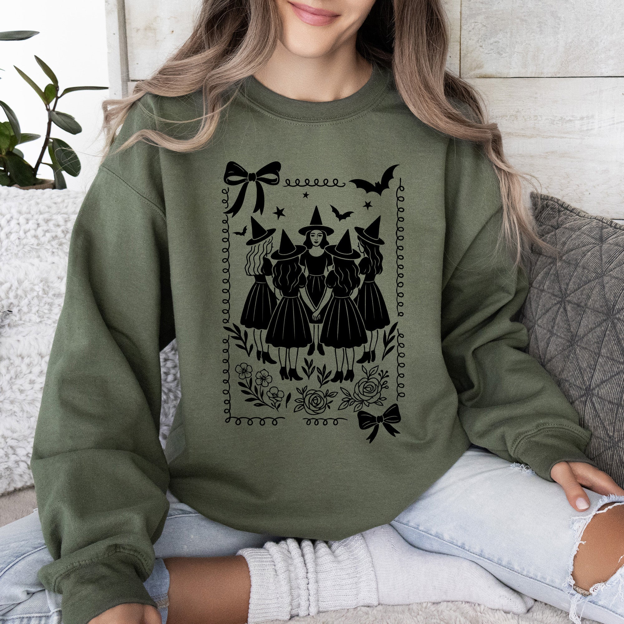 Halloween Witches Vintage Ghost Pumpkin Retro Spooky Season Cozy Graphic Sweatshirt