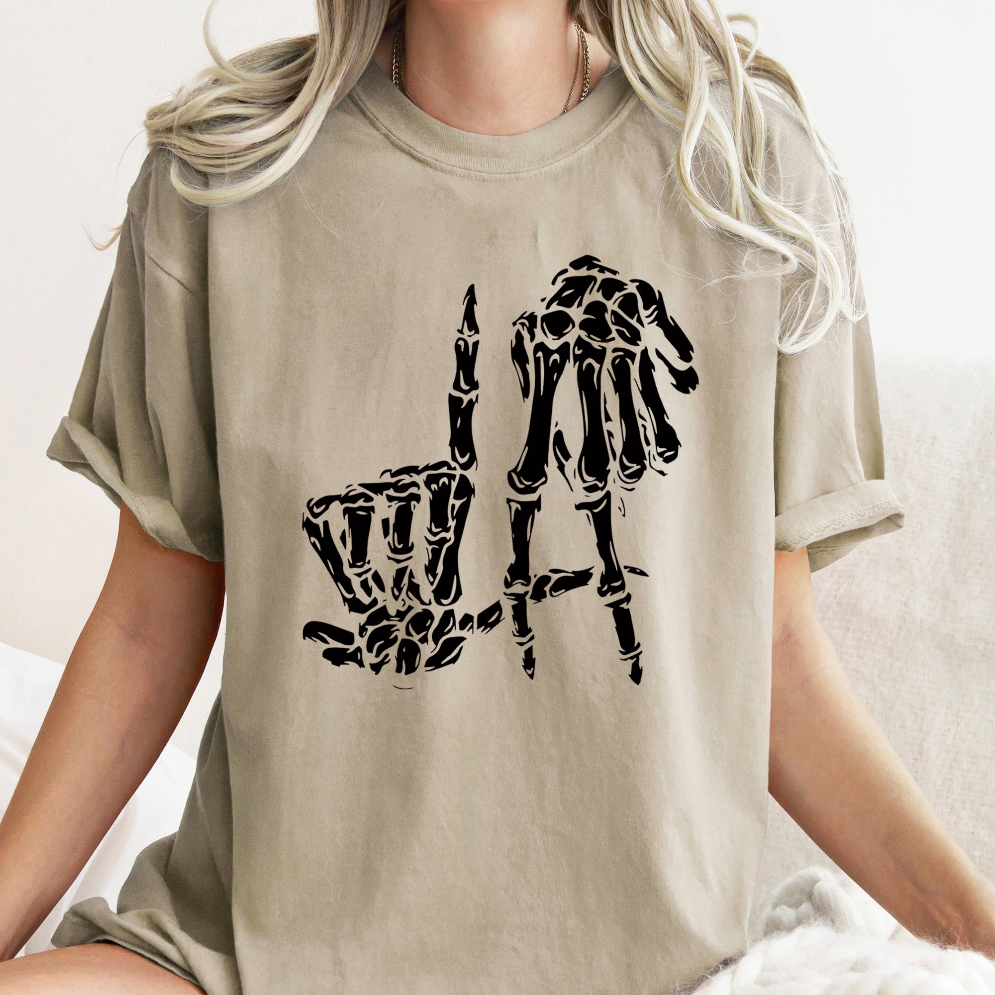 Skeleton Retro Halloween Vintage Skeleton Graphic Illustration Comfort Colors Tee