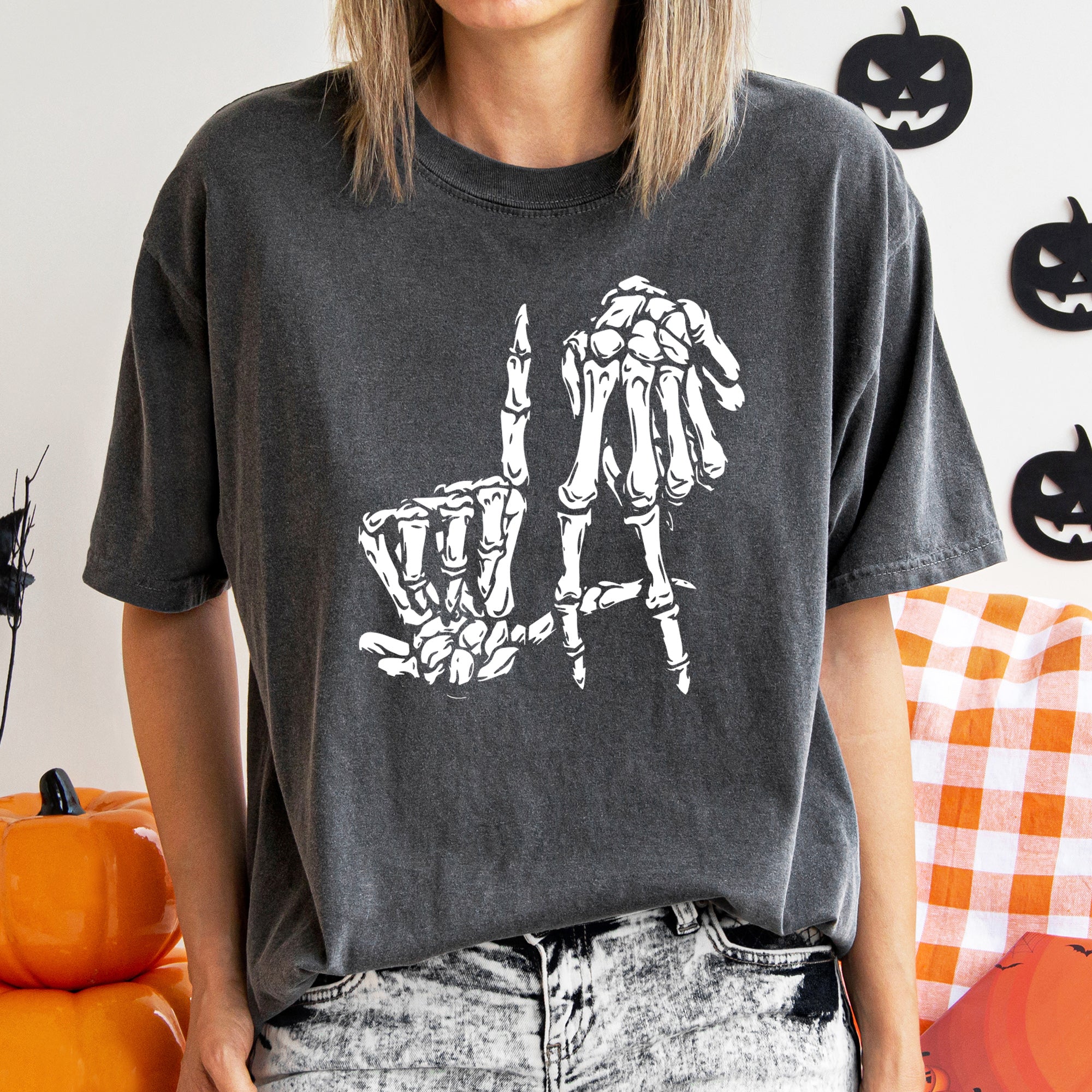 Skeleton Retro Halloween Vintage Skull Parade Artwork The Midnight Edition Comfort Colors Tee