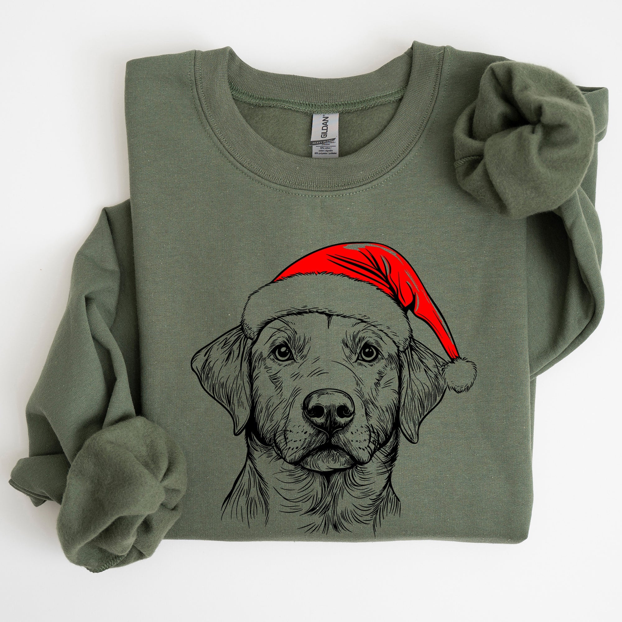 Labrador Retriever Santa Hat Christmas Scene For Dog Lovers And Family Sweatshirt