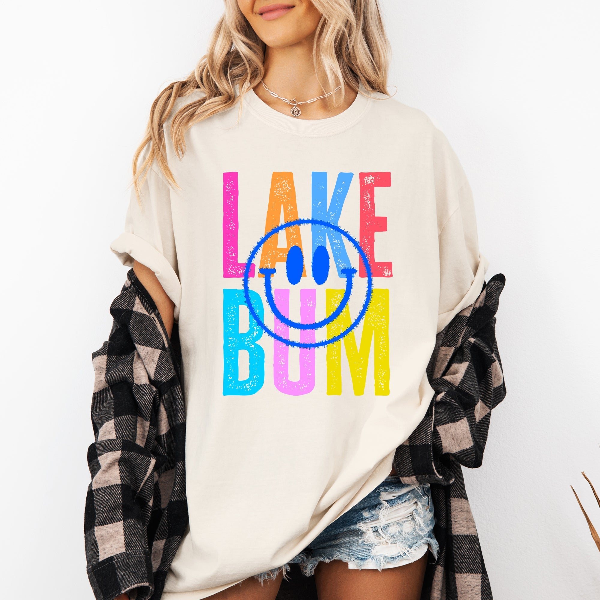 Lake Bum Summer Lake Life Retro Vintage Vibes By The Waterside Sunlit Memories Comfort Colors Tee