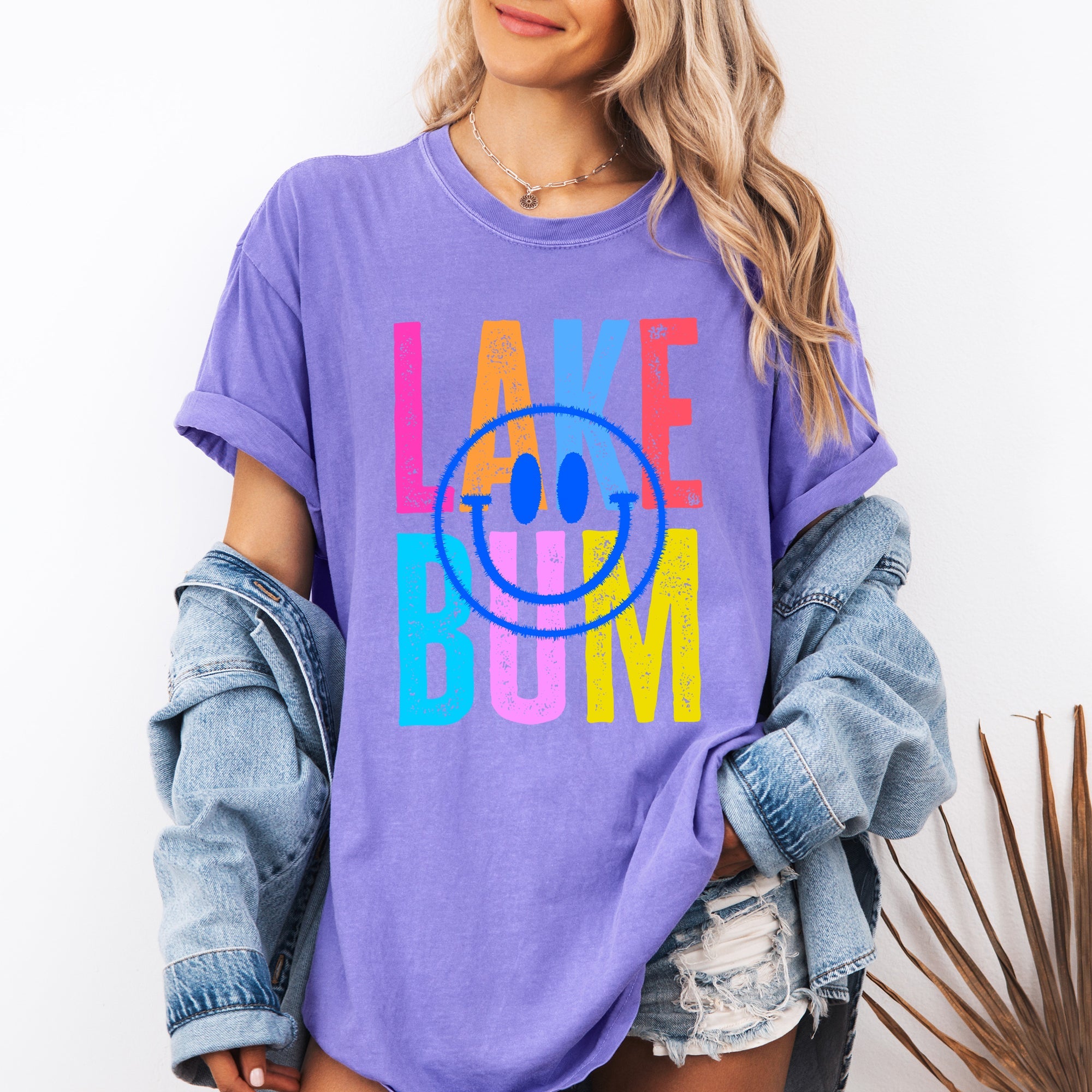 Lake Bum Summer Lake Life Retro Vintage Vibes By The Waterside Sunlit Memories Comfort Colors Tee