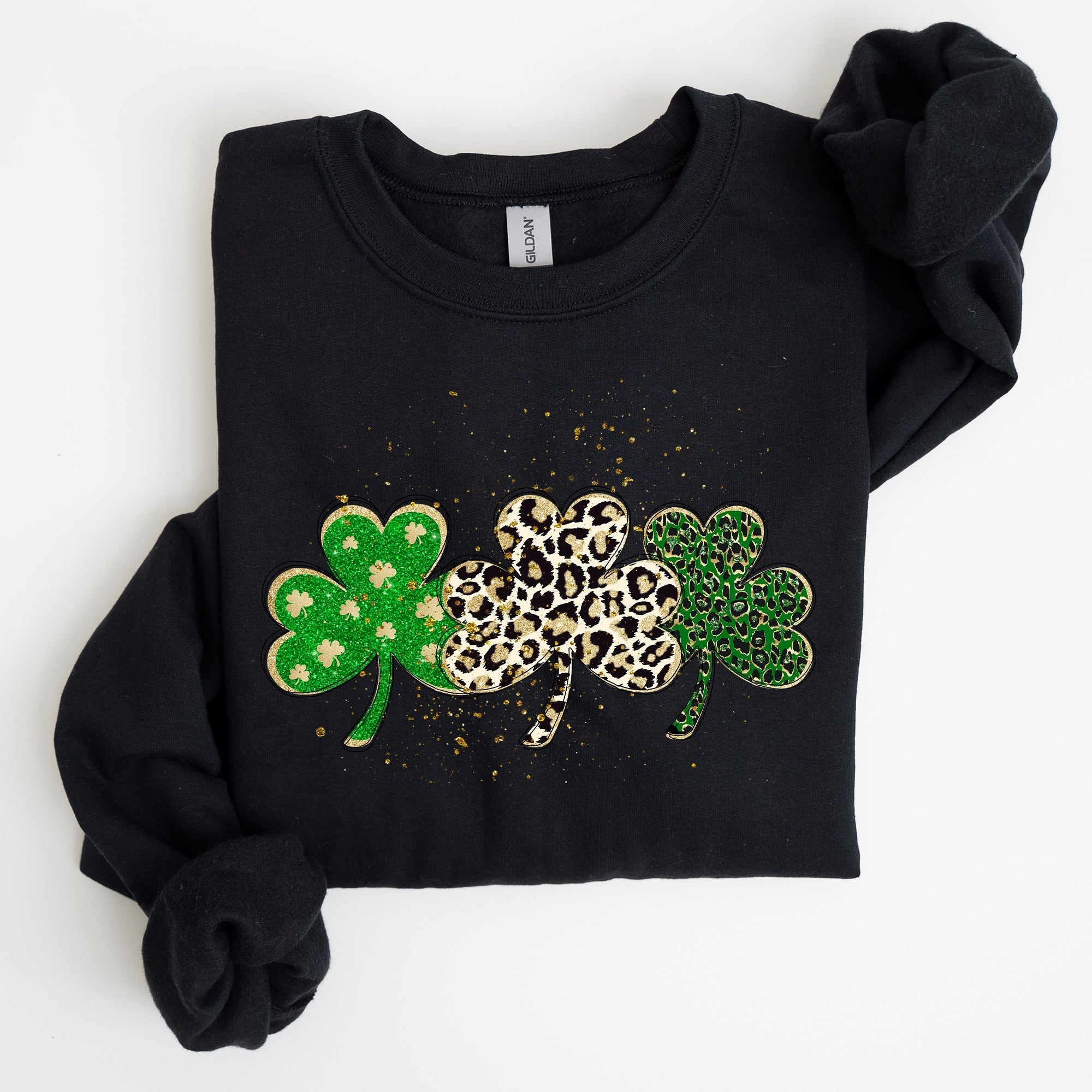 Leopard Print Shamrocks St Patrick's Day Festive Pattern Celebration For Luck Sweatshirt