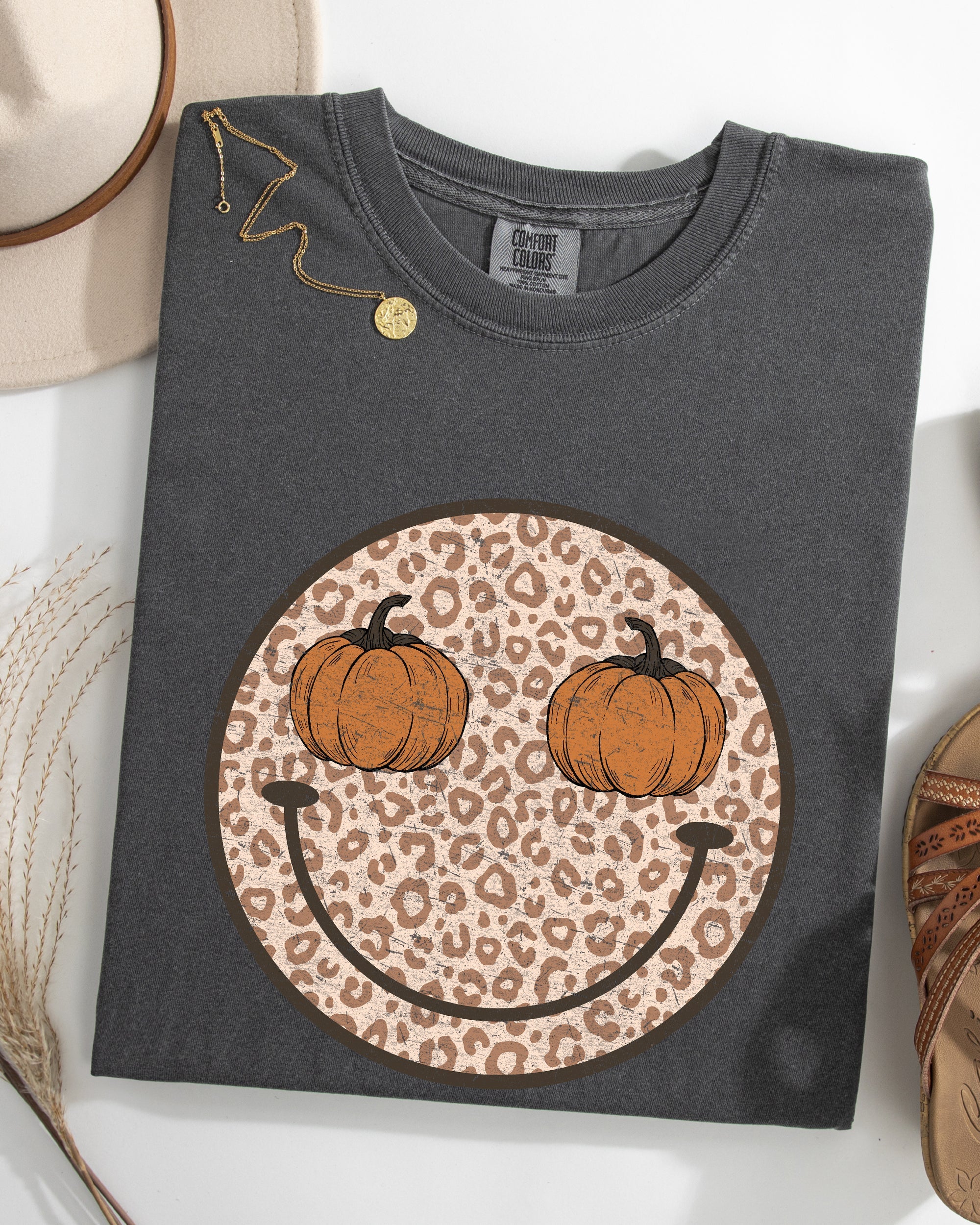 Leopard Print Smiley Halloween Pumpkin Retro Fall Autumn Shirt Comfort Colors Tee