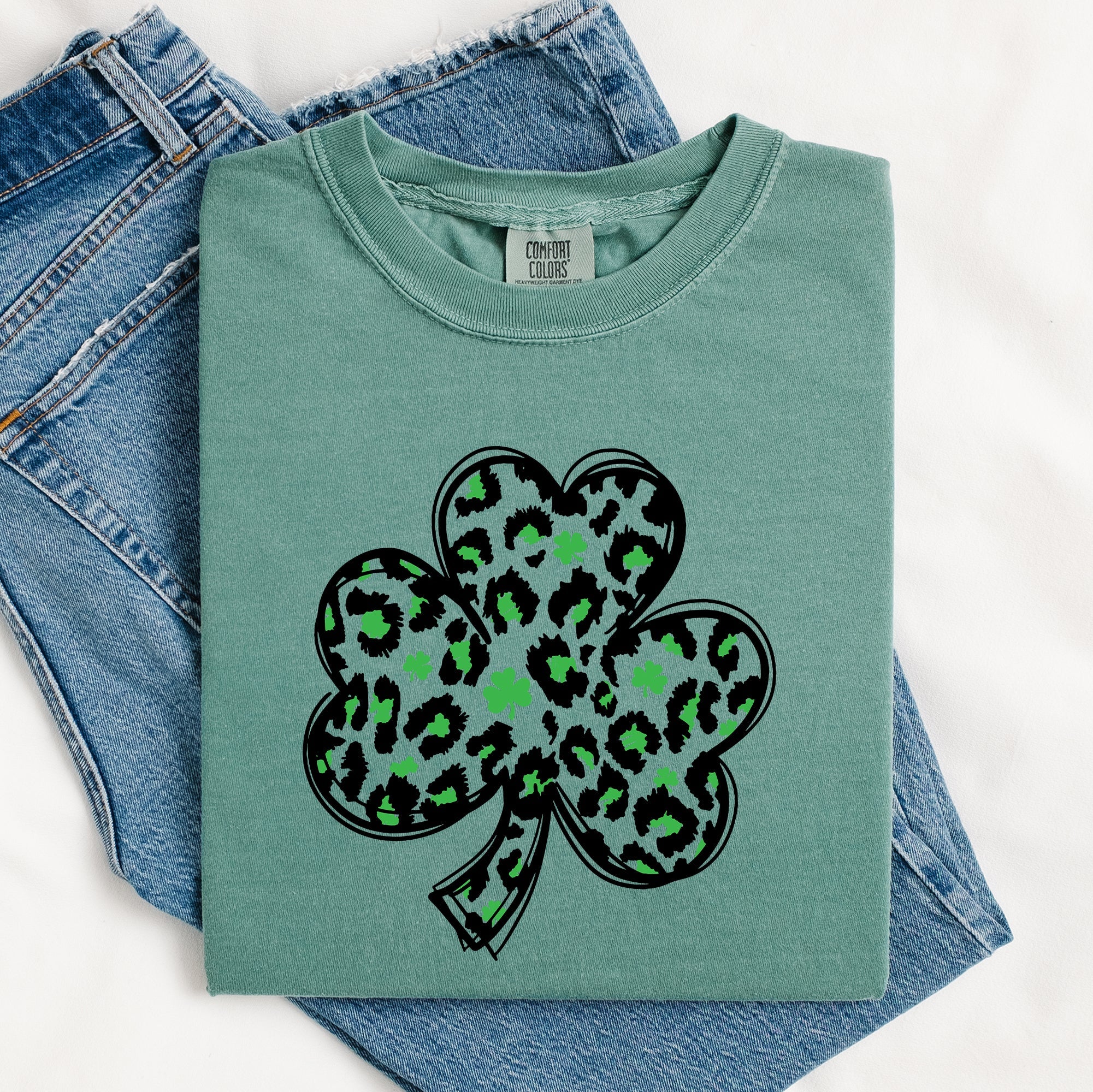 Leopard Print St Patrick's Day Shamrock Clover Lucky Leprechaun Comfort Colors Tee