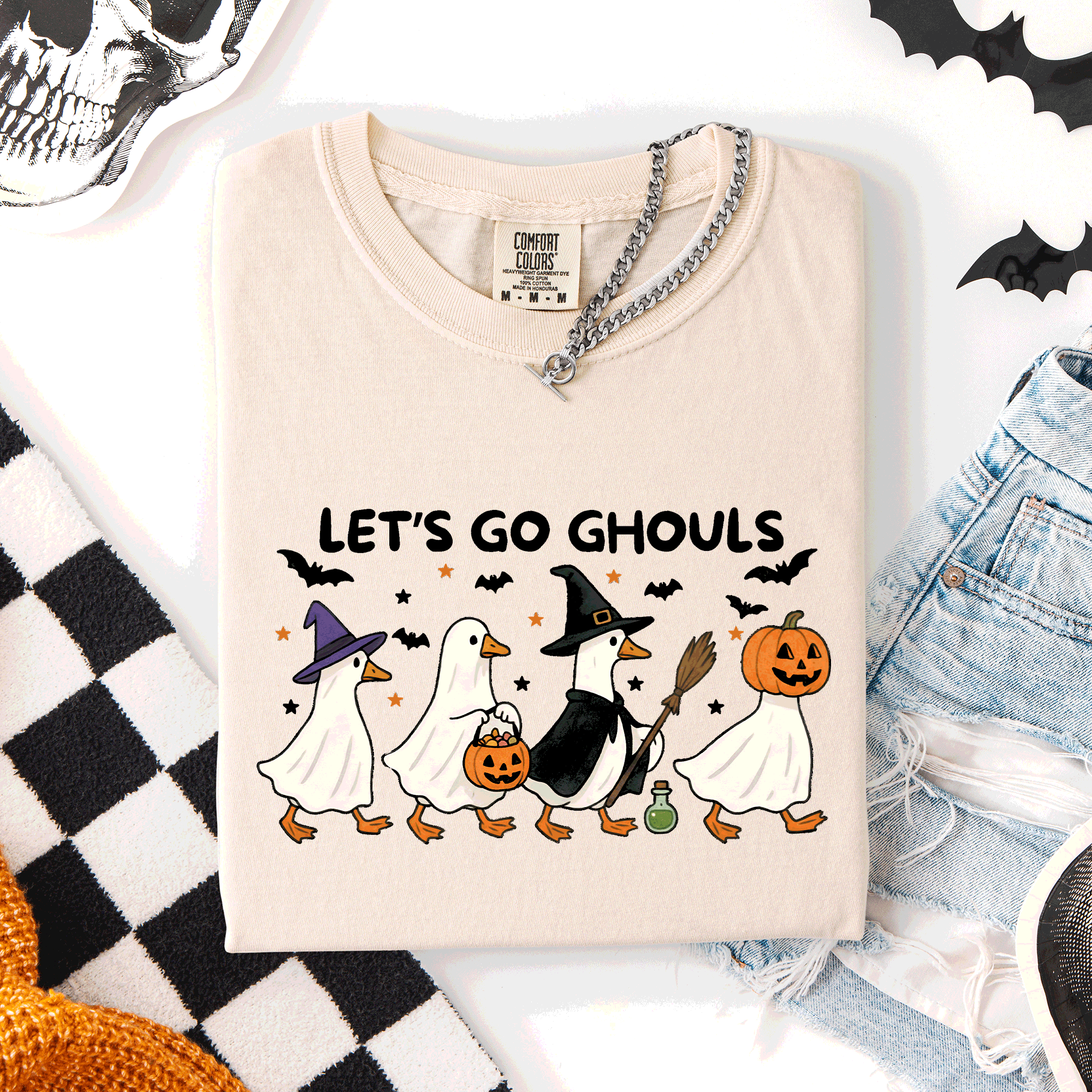 Let's Go Ghouls Funny Geese Goose Halloween Witch Spooky Season Comfort Colors Tee