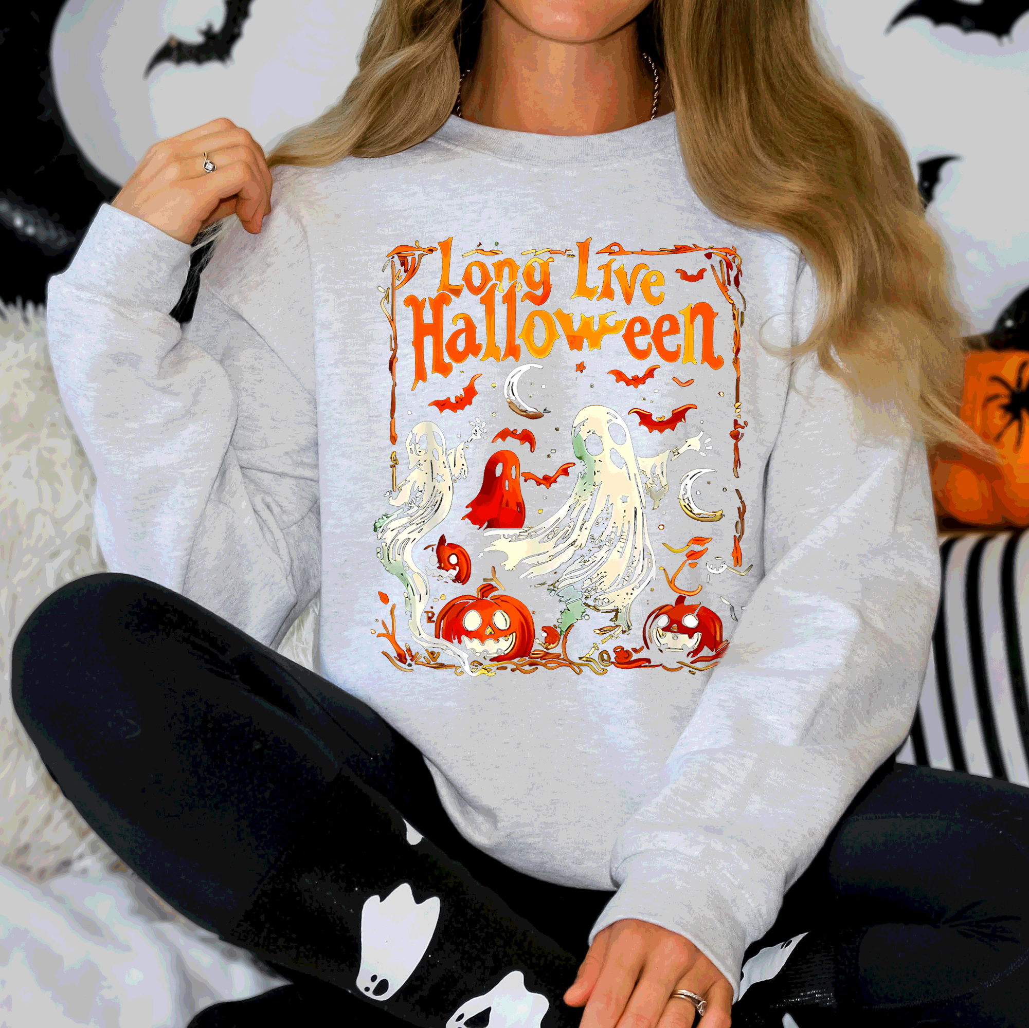 Long Live Halloween Pumpkin Classic Vintage Ghosts Spooky Season Limited Edition Sweatshirt