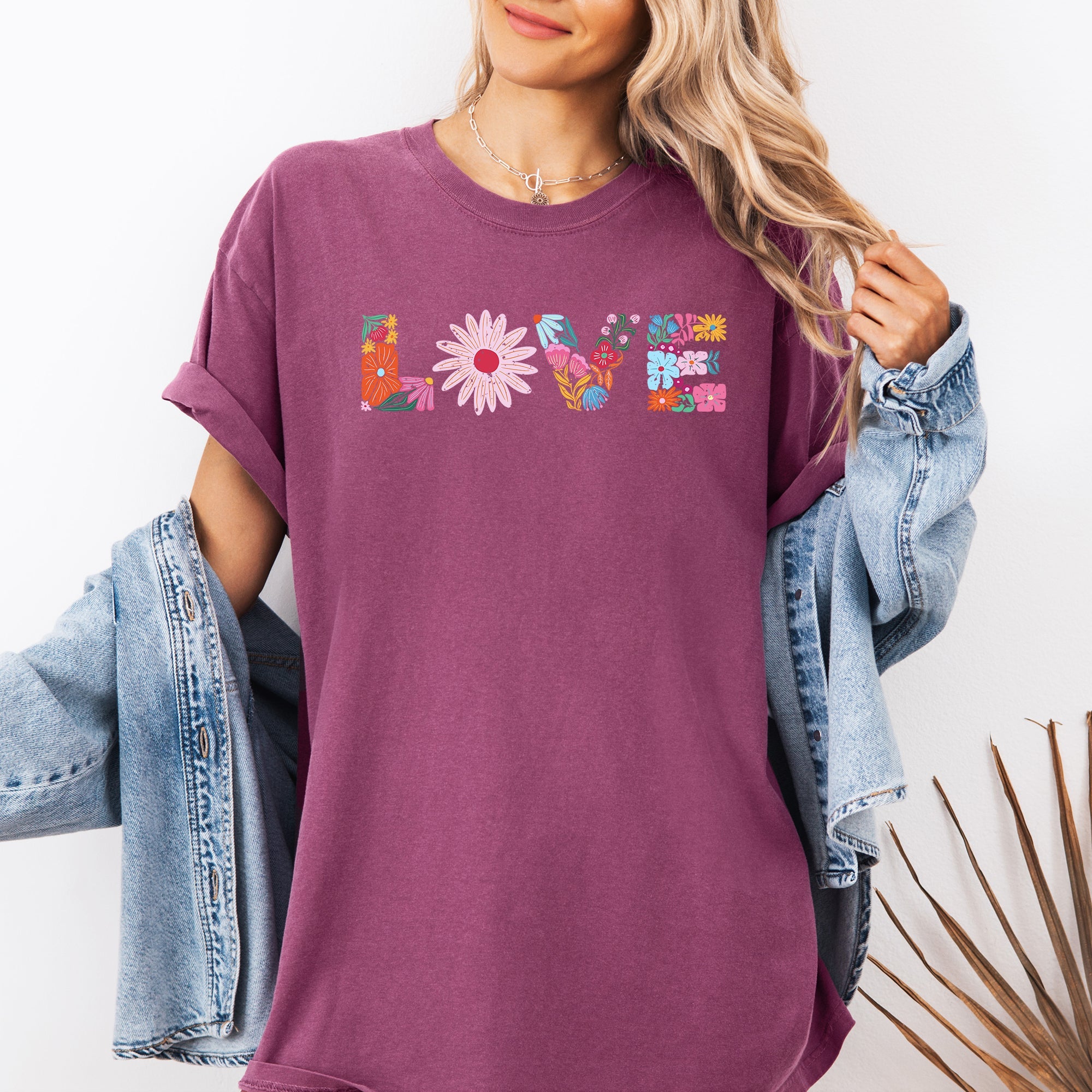 Love Retro Distressed Floral Flowers Vintage Garden Script Typeface Graphic Comfort Colors Tee