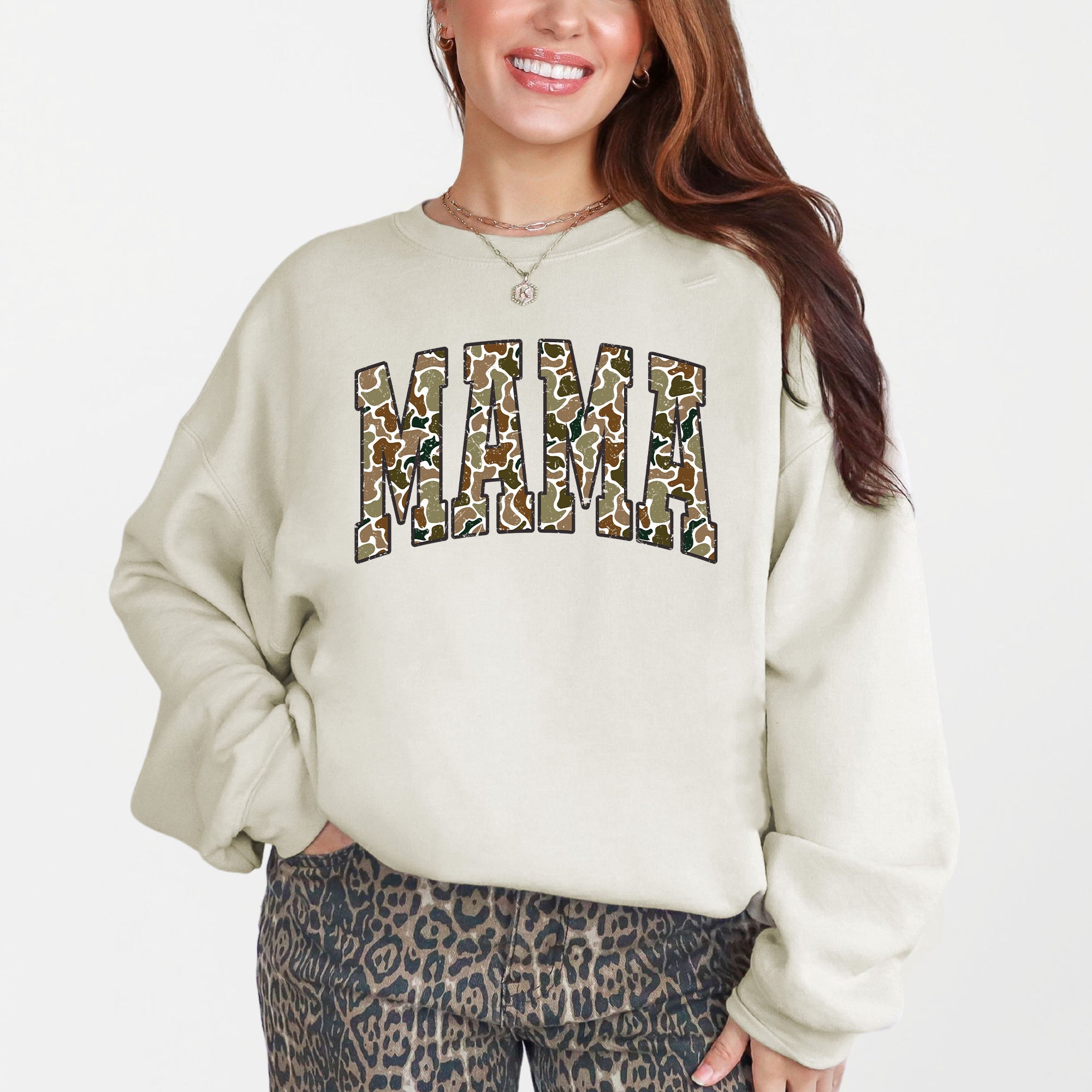 Mama Camo Camouflage Hunting Retro Mother's Day Outdoor Heritage Classic Logo Sweatshirt