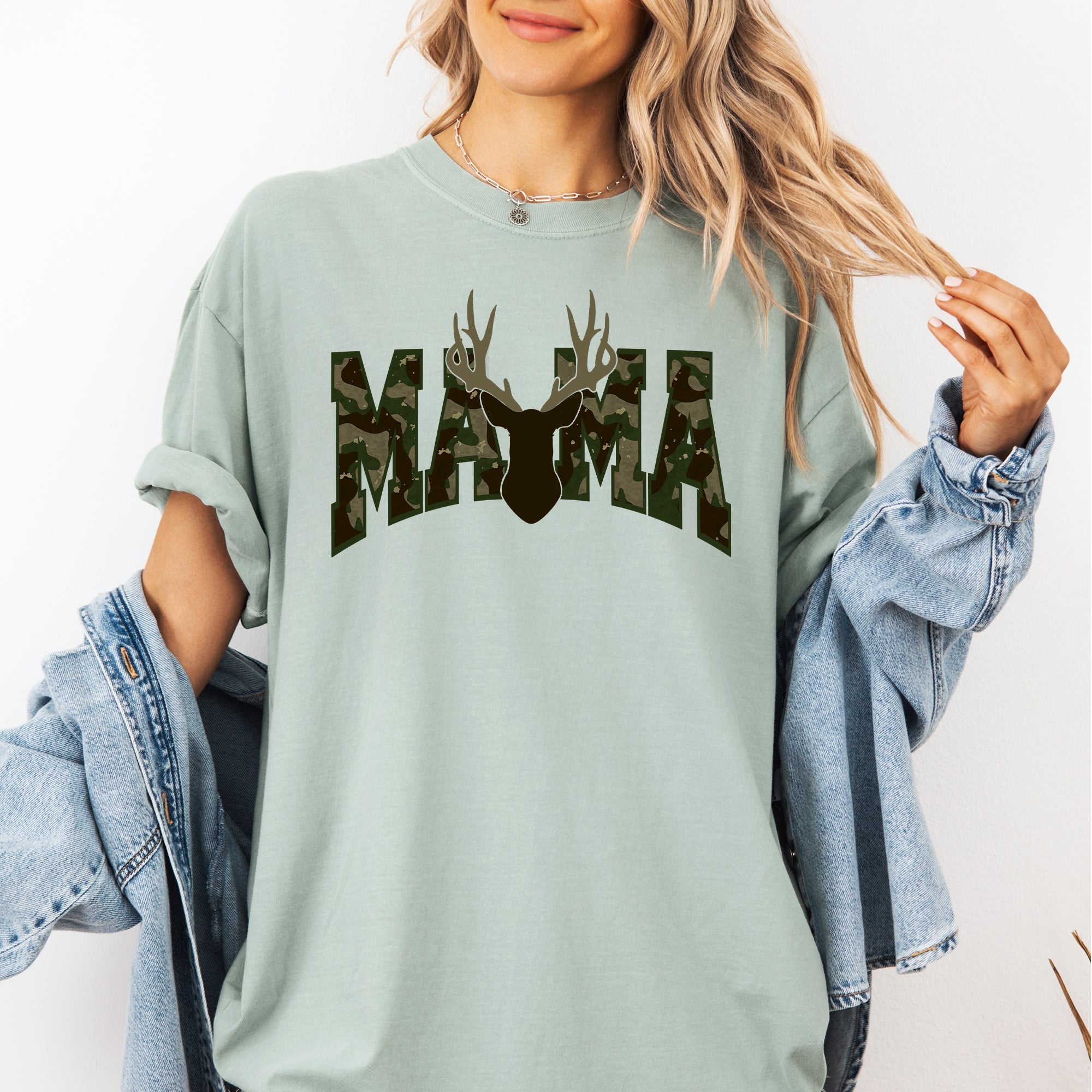 Mama Camo Deer Hunting Retro Mother's Day Outdoorsman Theme Vintage Comfort Colors Tee