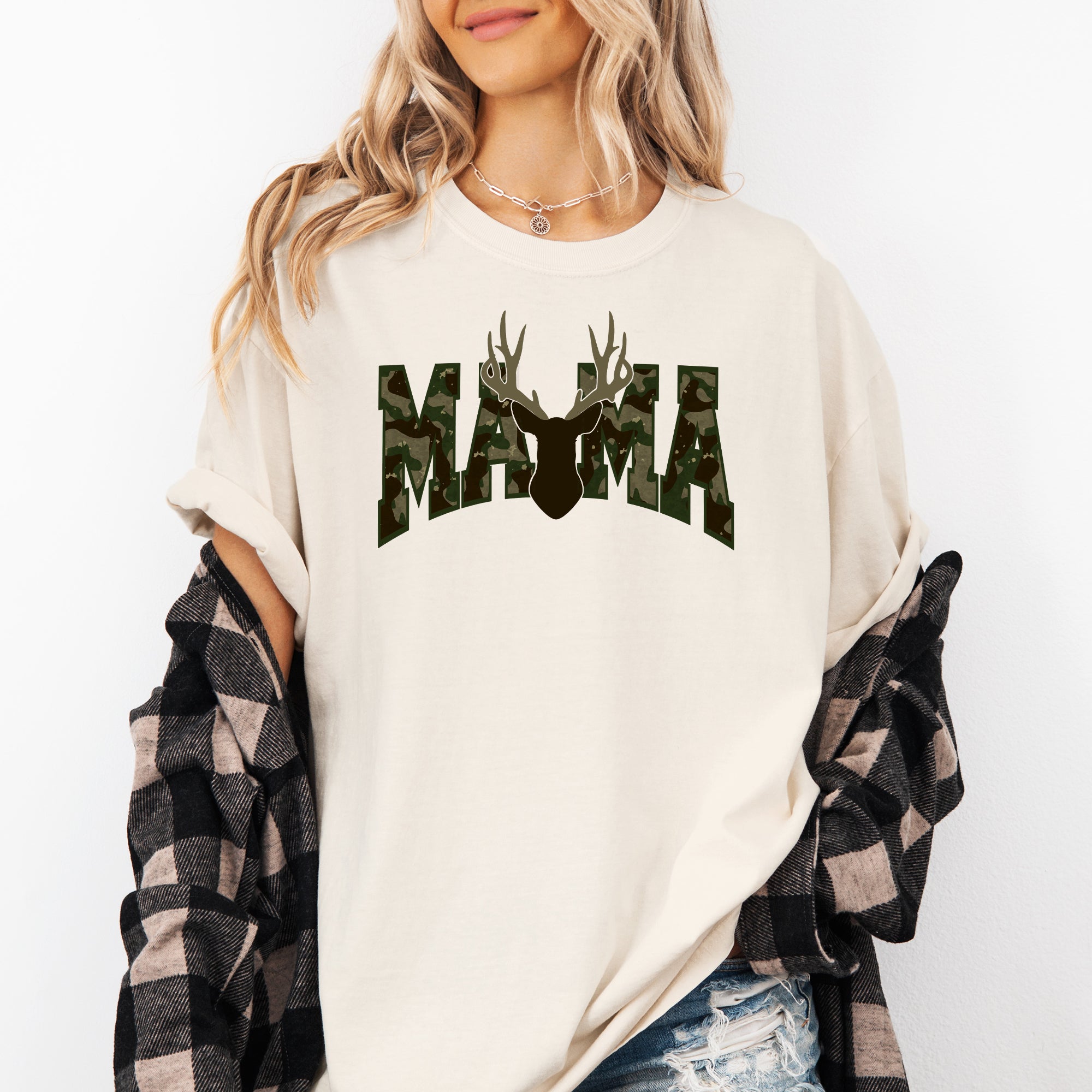 Mama Camo Deer Hunting Retro Mother's Day Outdoorsman Theme Vintage Comfort Colors Tee