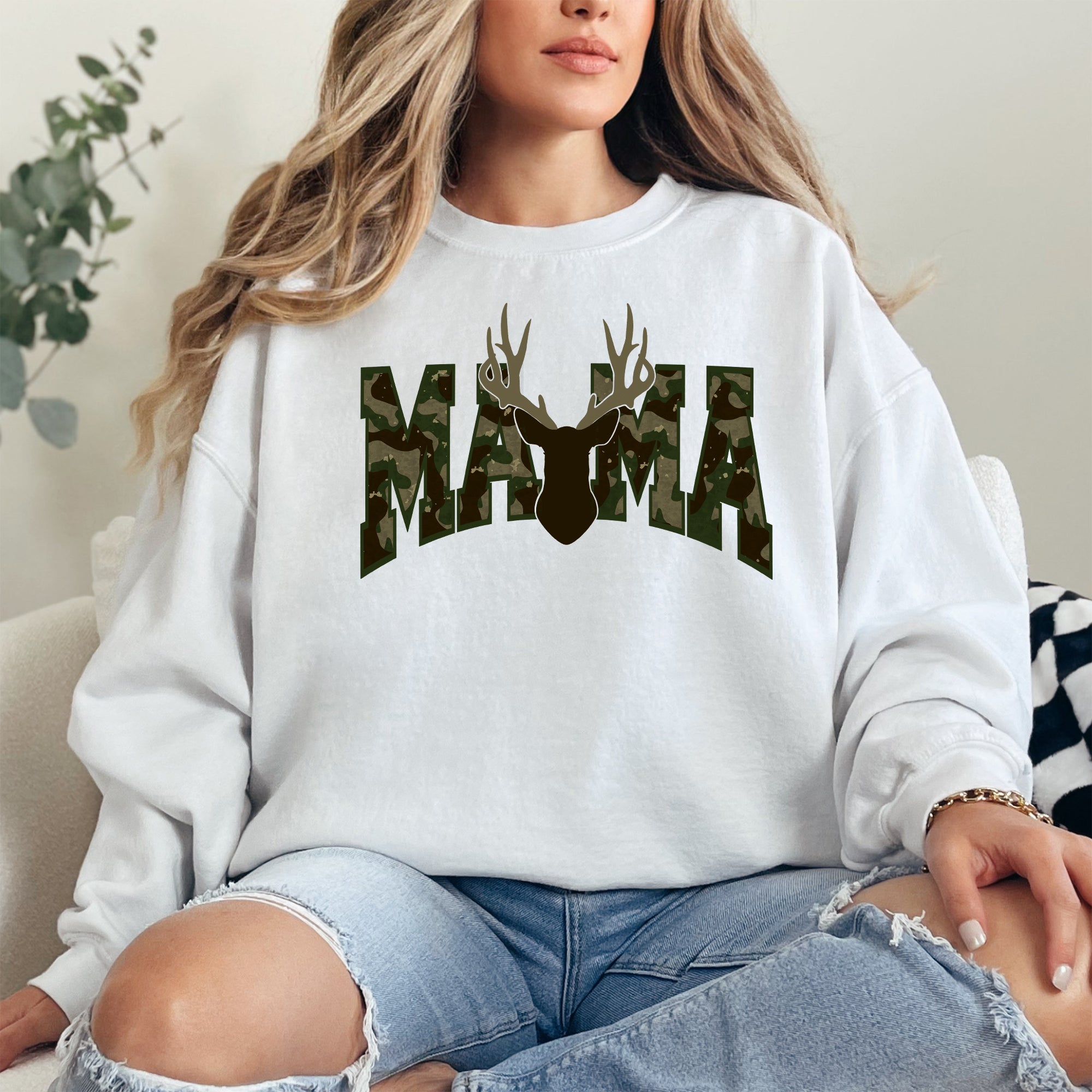 Mama Camo Deer Hunting Retro Mother's Day Outdoor Adventure Edition Cozy Sweatshirt