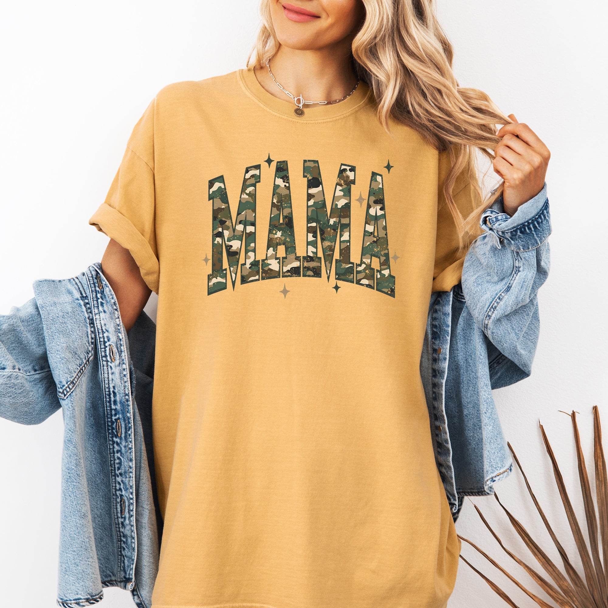 Mama Camouflage Stars Hunting Retro Vintage Outdoor Style Mother's Day Comfort Colors Tee