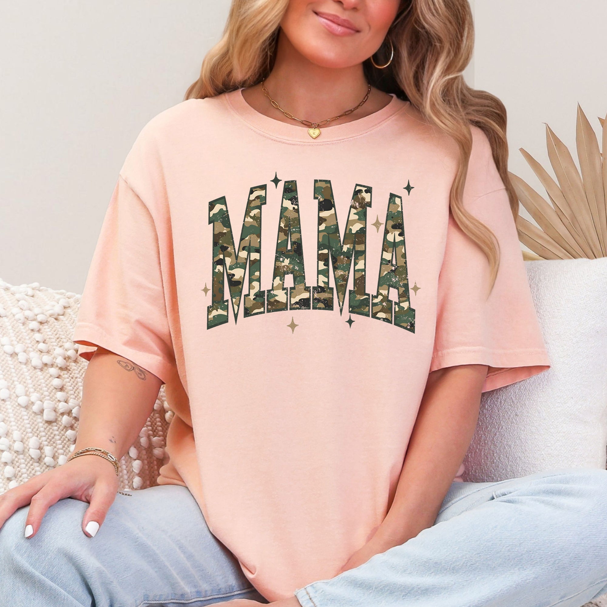 Mama Camouflage Stars Hunting Retro Vintage Outdoor Style Mother's Day Comfort Colors Tee