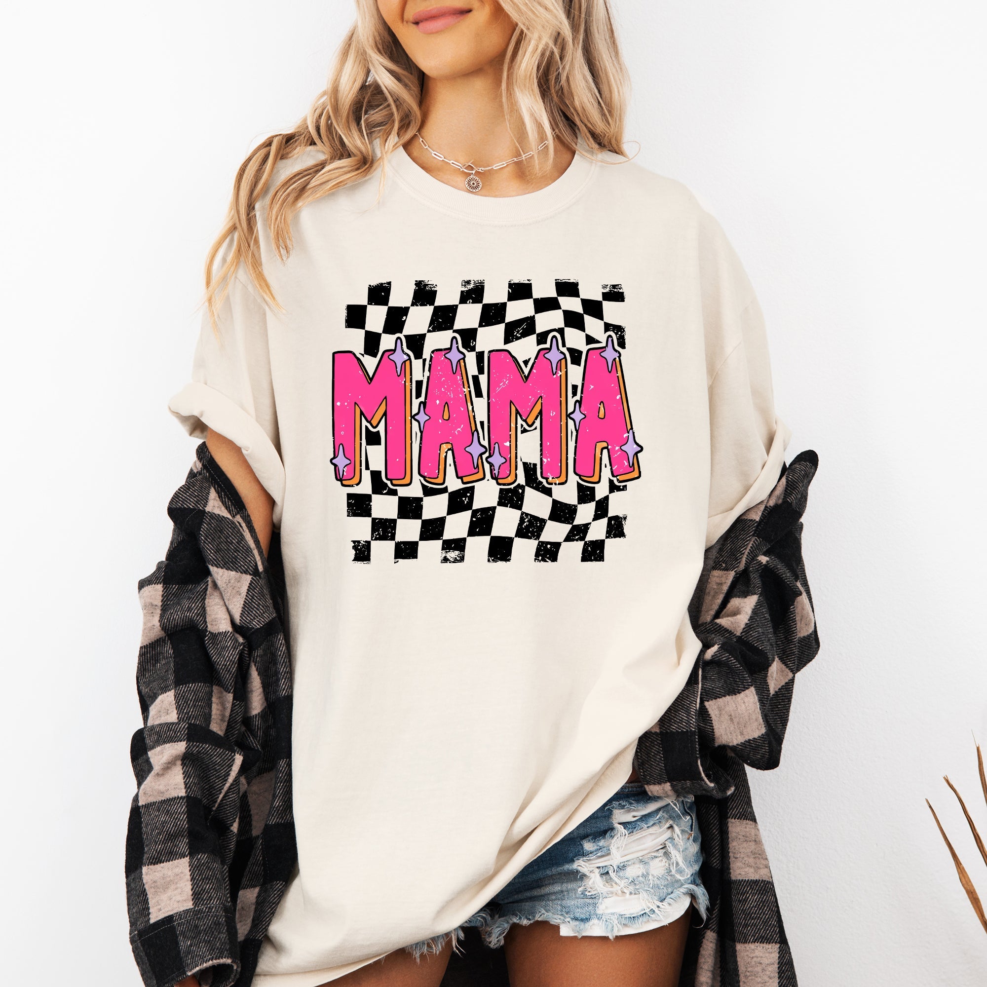 Mama Checkered Vibrant Retro Vintage Classic Bold Nostalgic Playful Energetic Statement Comfort Colors Tee