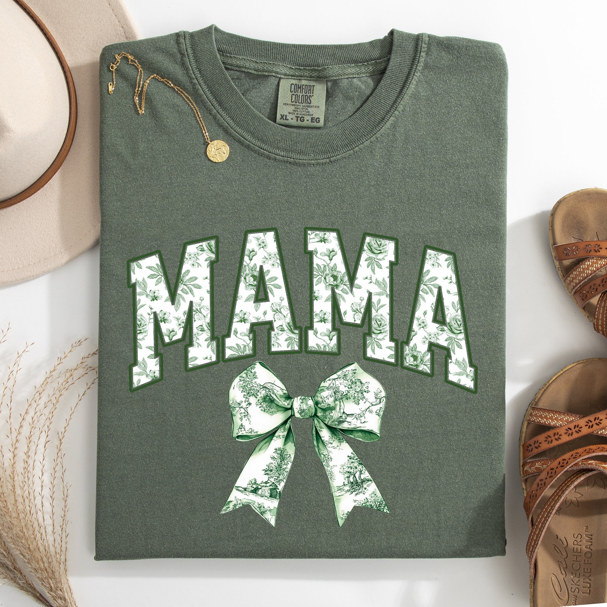 Mama Chinoiserie Coquette Bow Ribbon St Patrick's Day Shamrock Clover Lucky Leprechaun Comfort Colors Tee